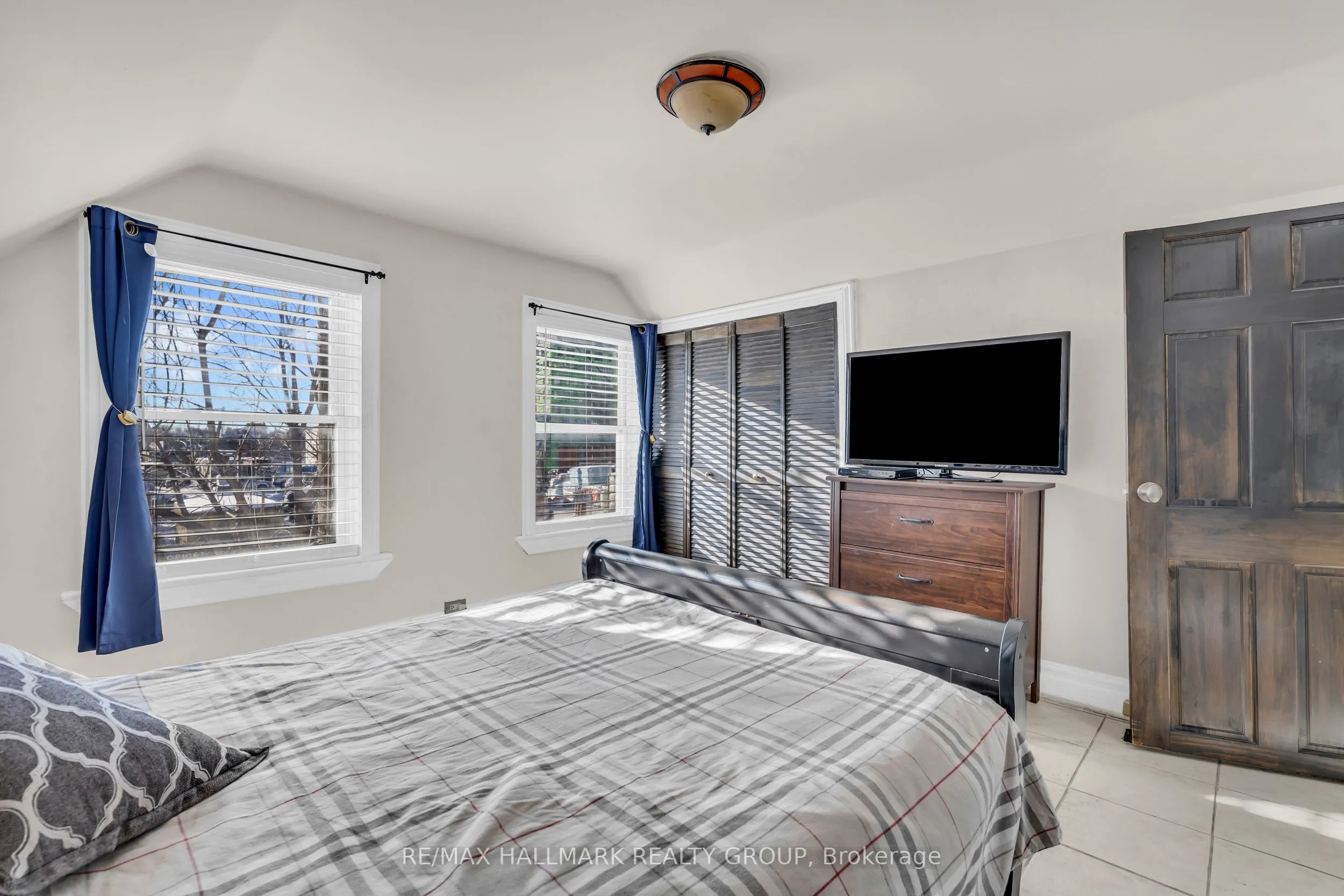 477 BOOTH Street