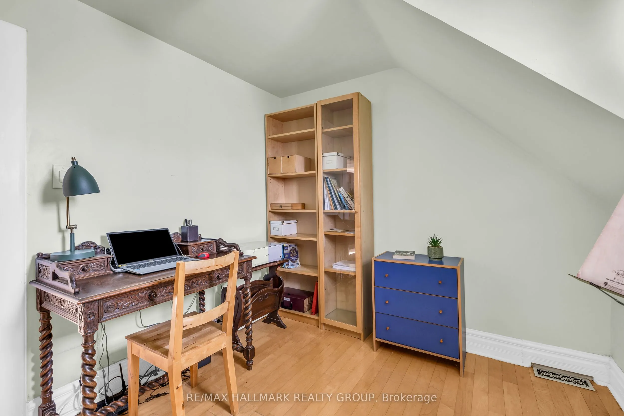 477 BOOTH Street