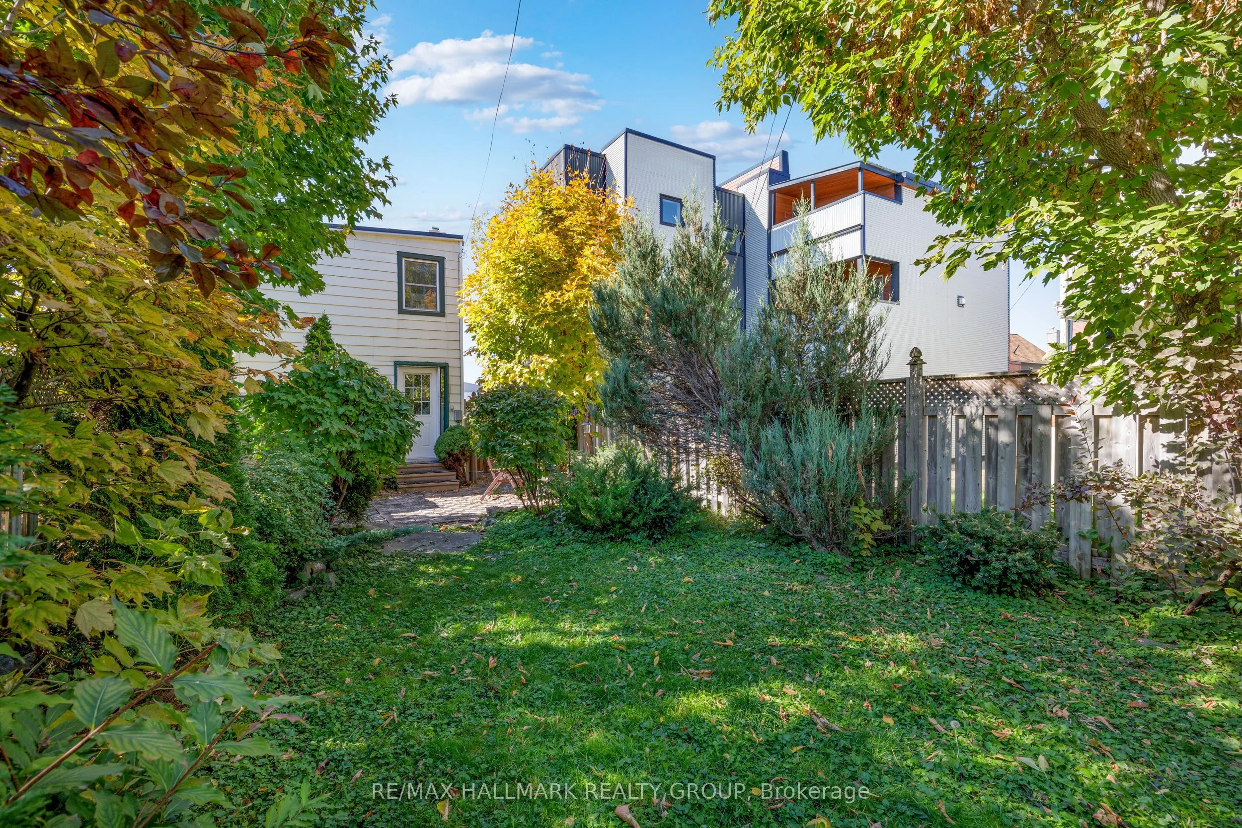 477 BOOTH Street