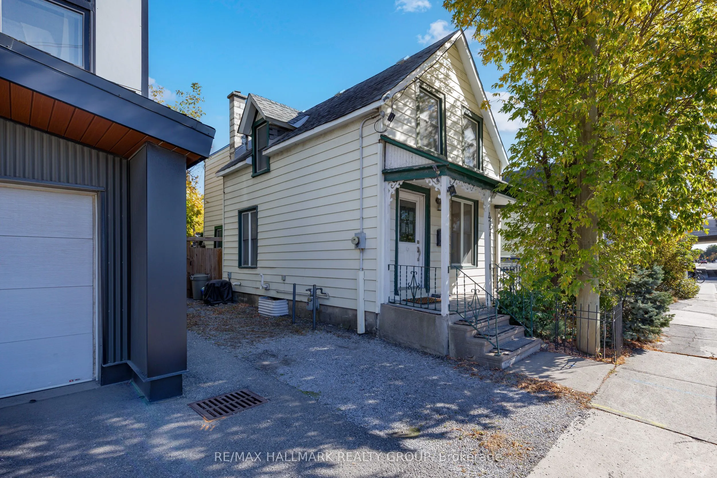 477 BOOTH Street
