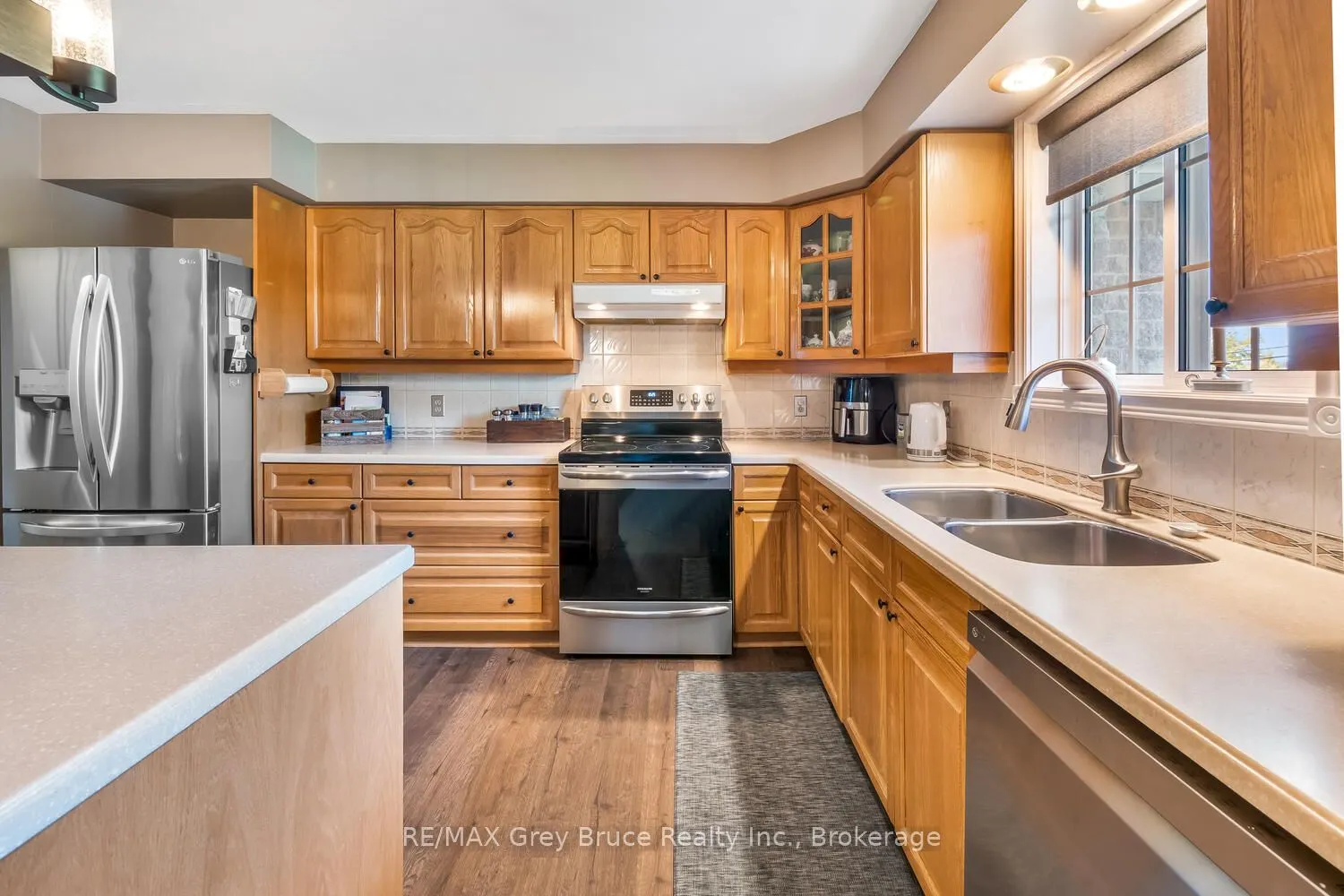 501204 Grey 1 Road