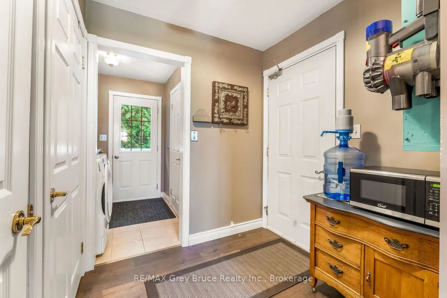 501204 Grey 1 Road