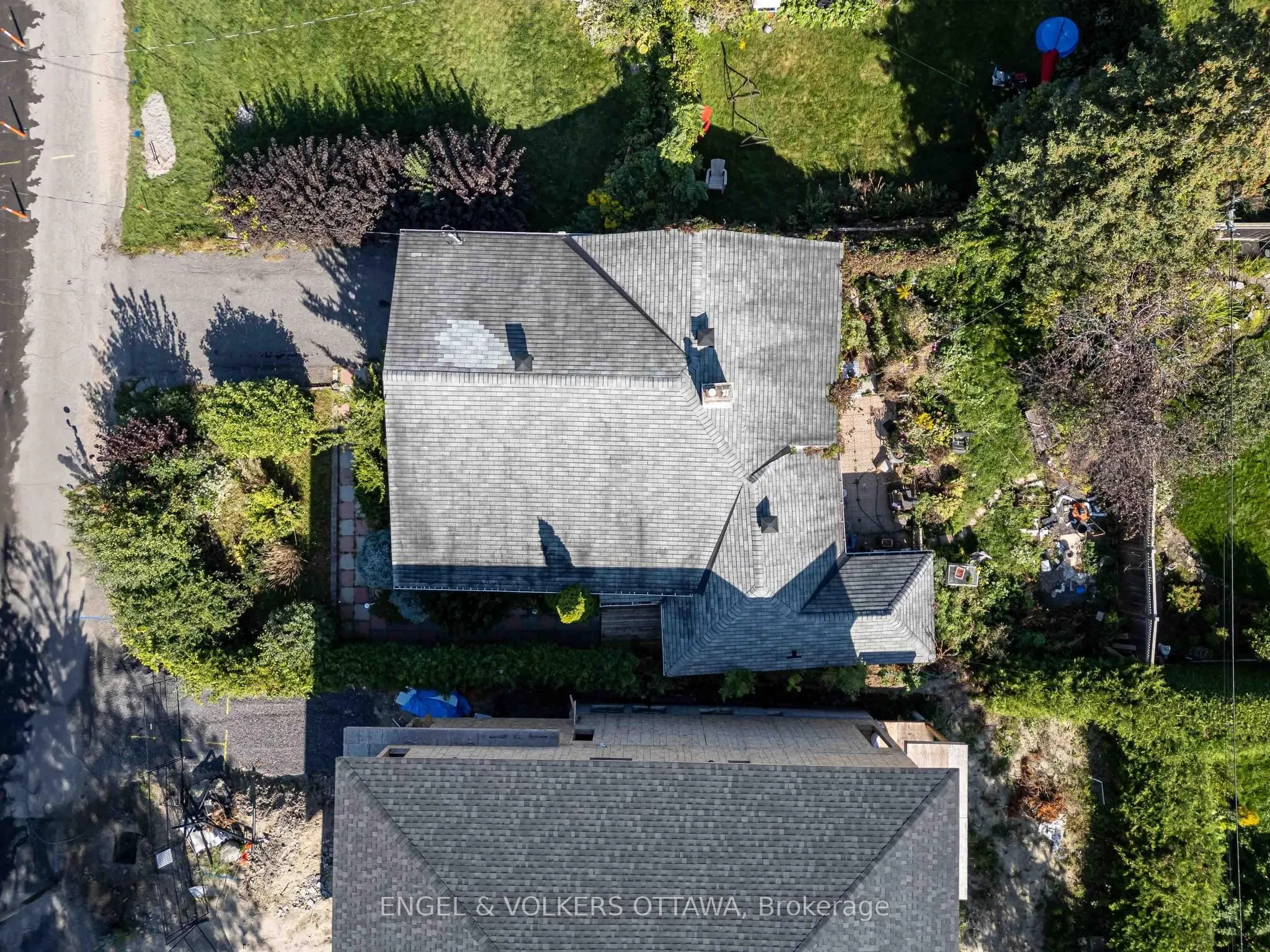 467 Edgeworth Avenue