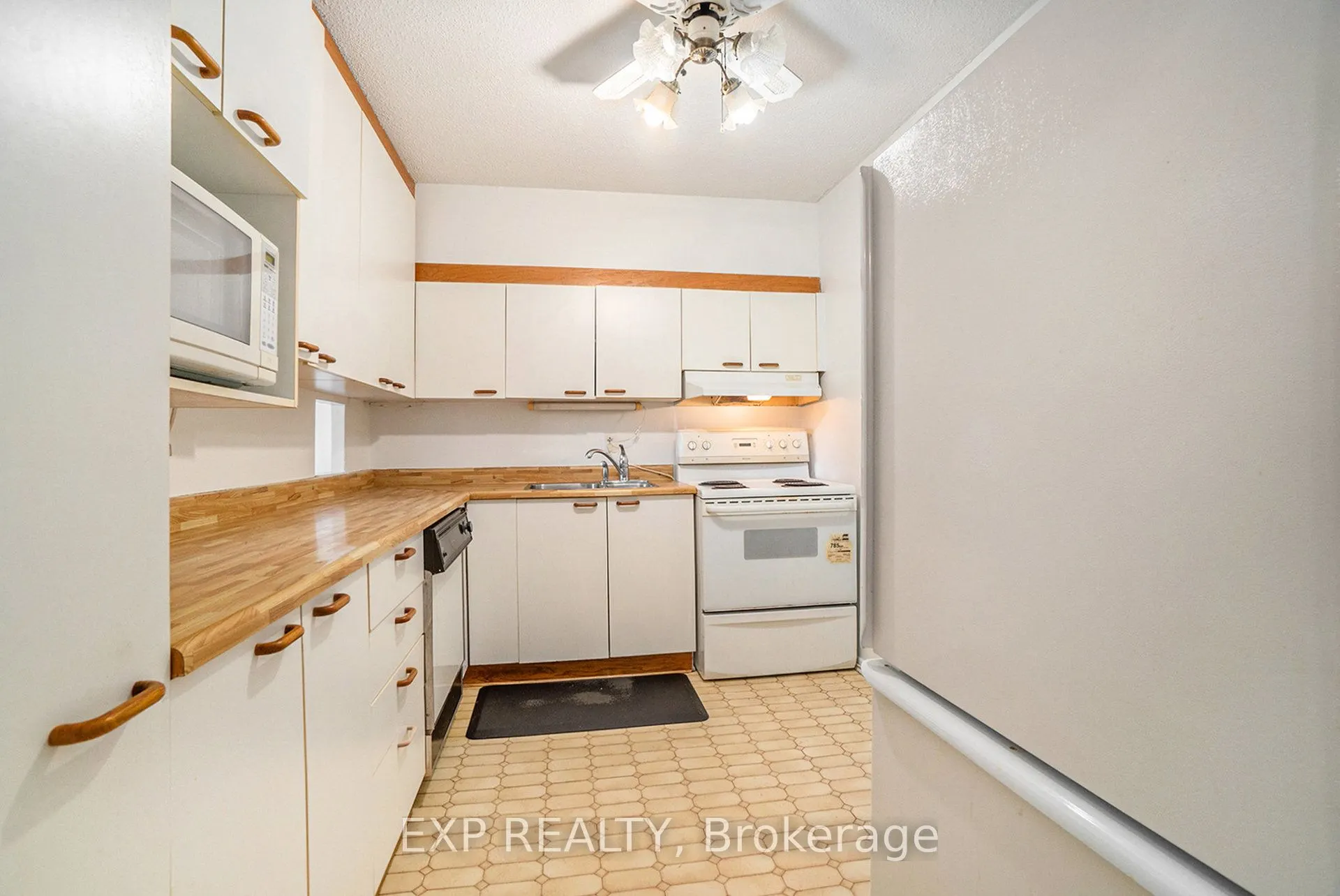 900 Dynes Road, #408
