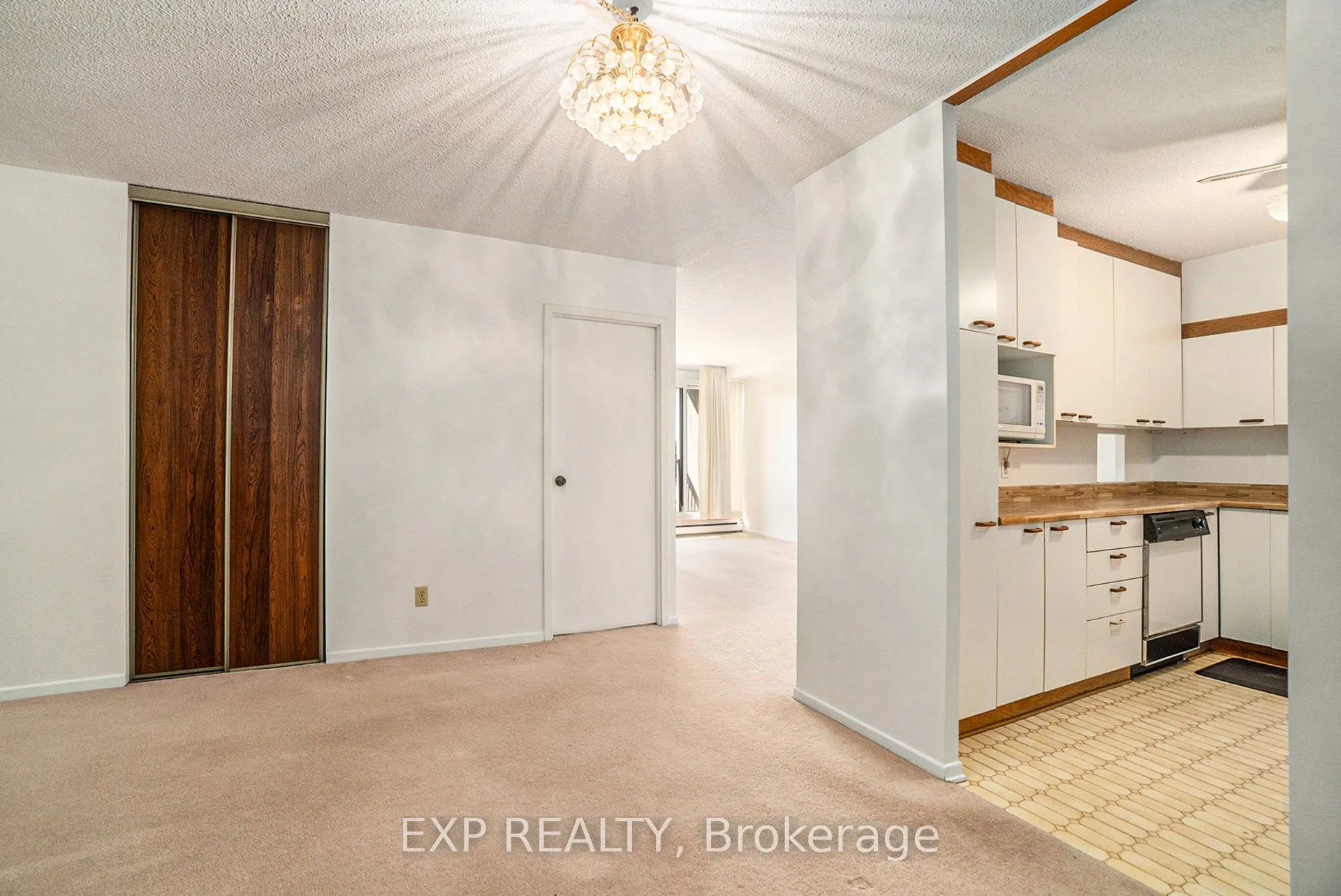 900 Dynes Road, #408