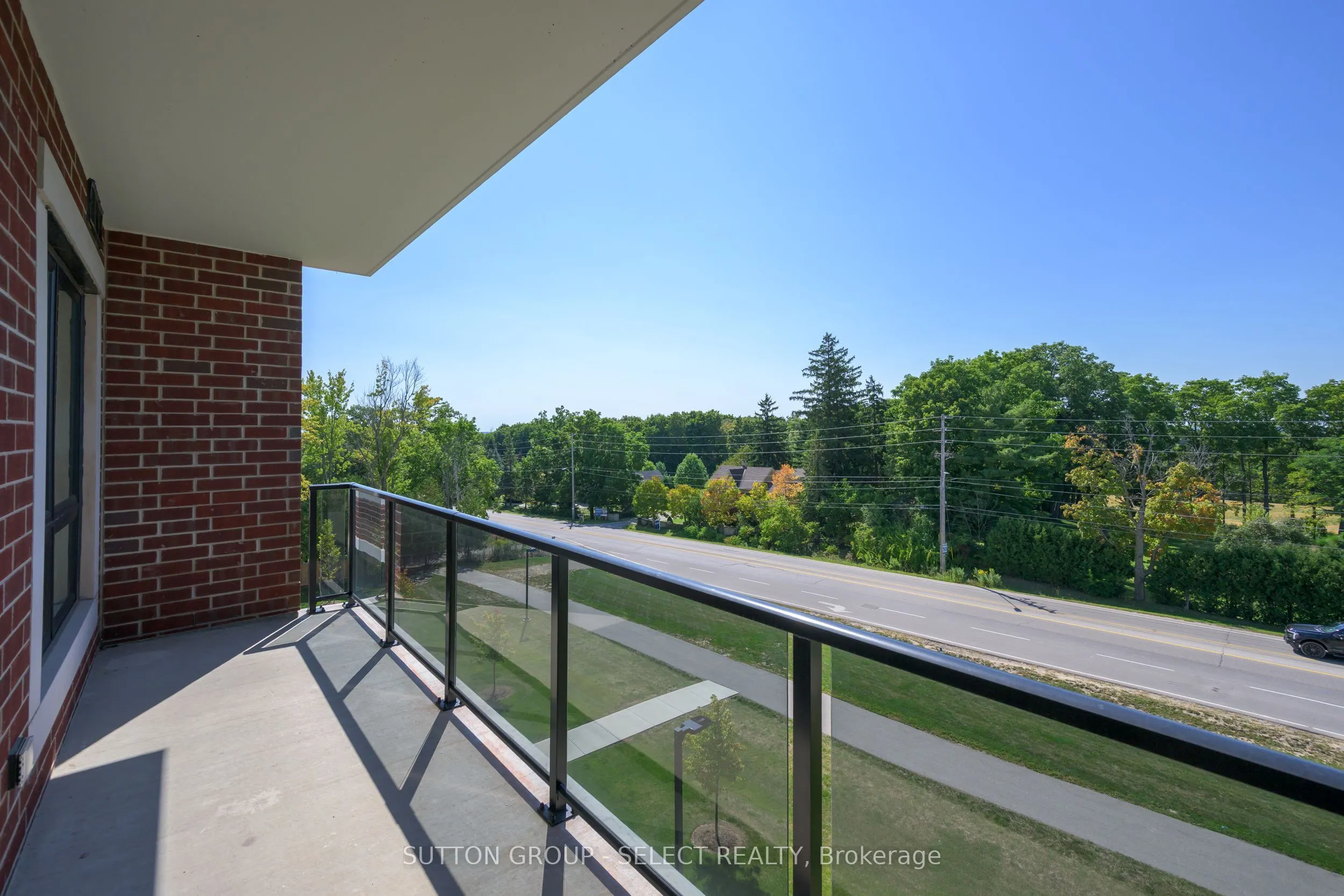 1975 Fountain Grass Drive, #207