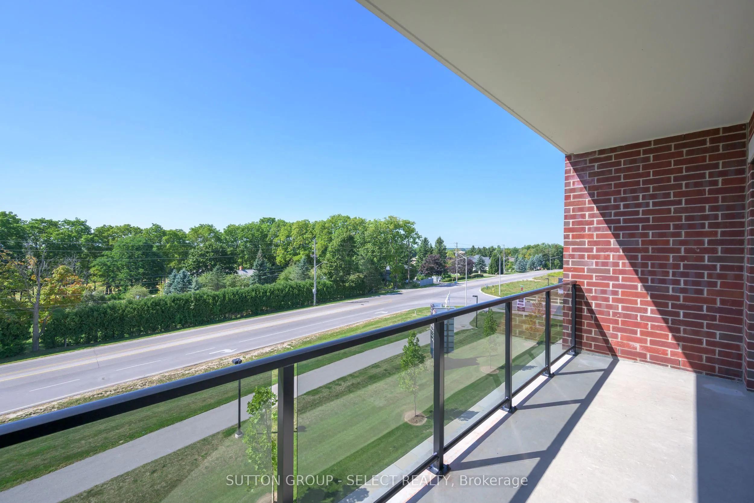 1975 Fountain Grass Drive, #207