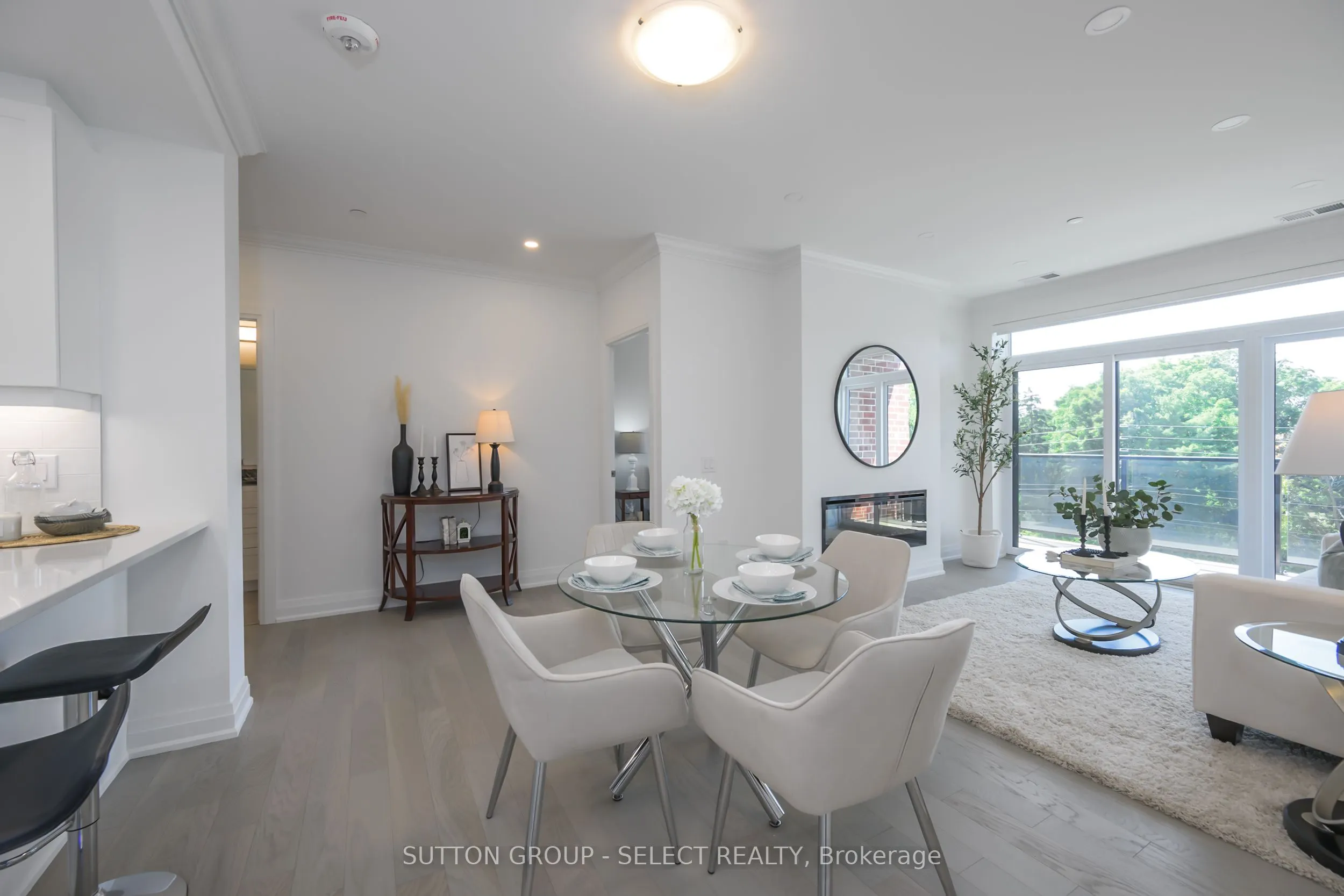 1975 Fountain Grass Drive, #207