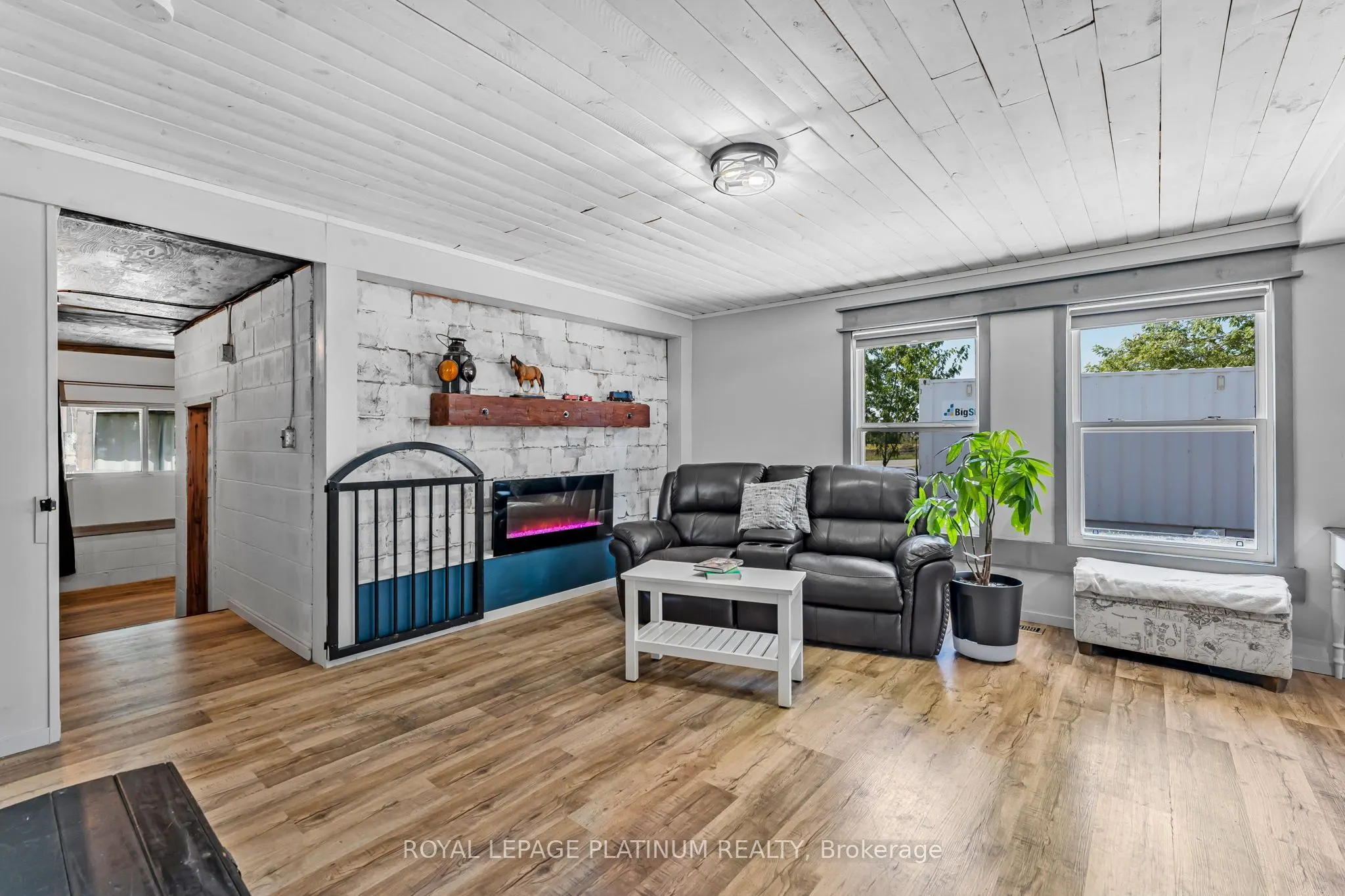 4546 SHERKSTON Road