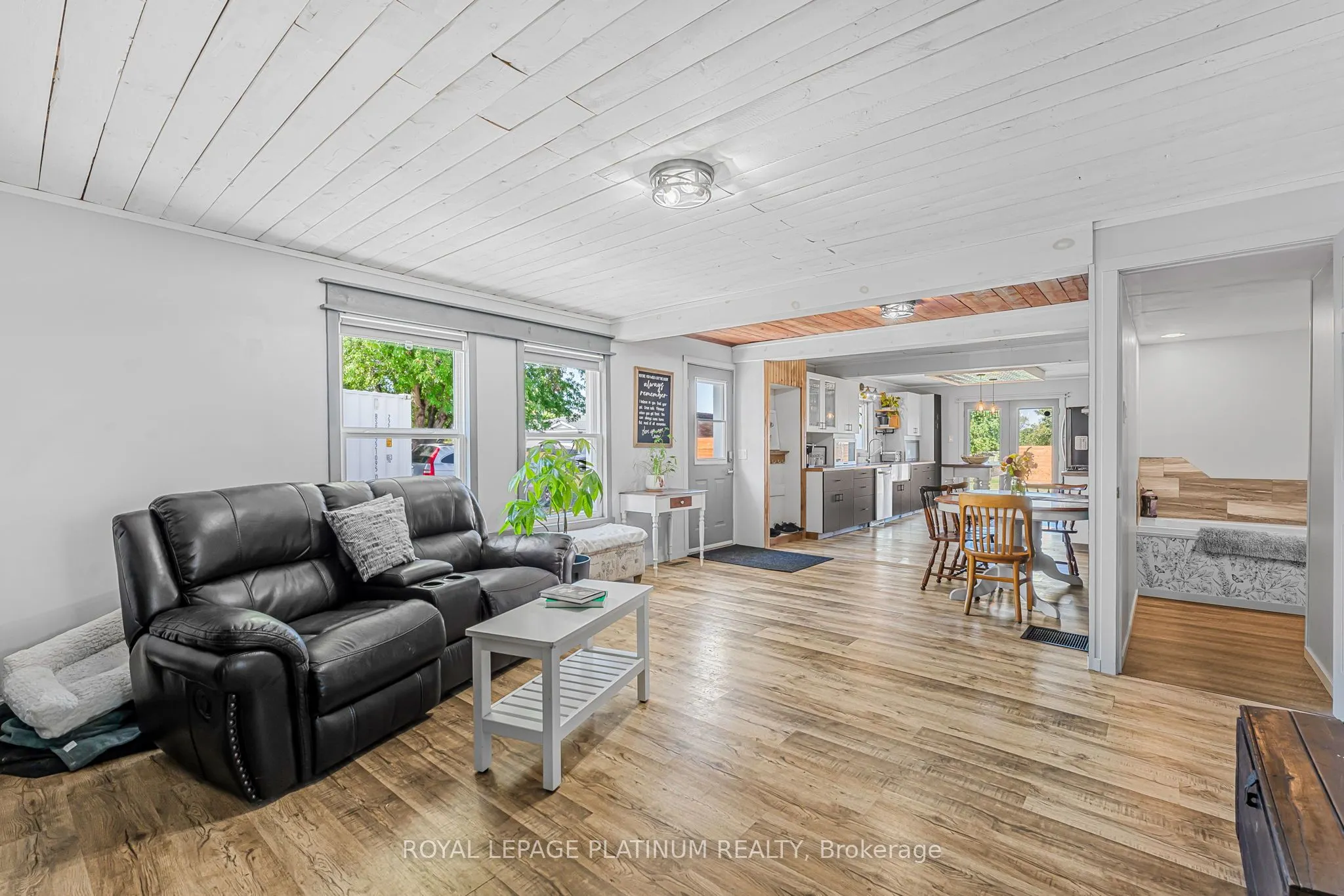 4546 SHERKSTON Road