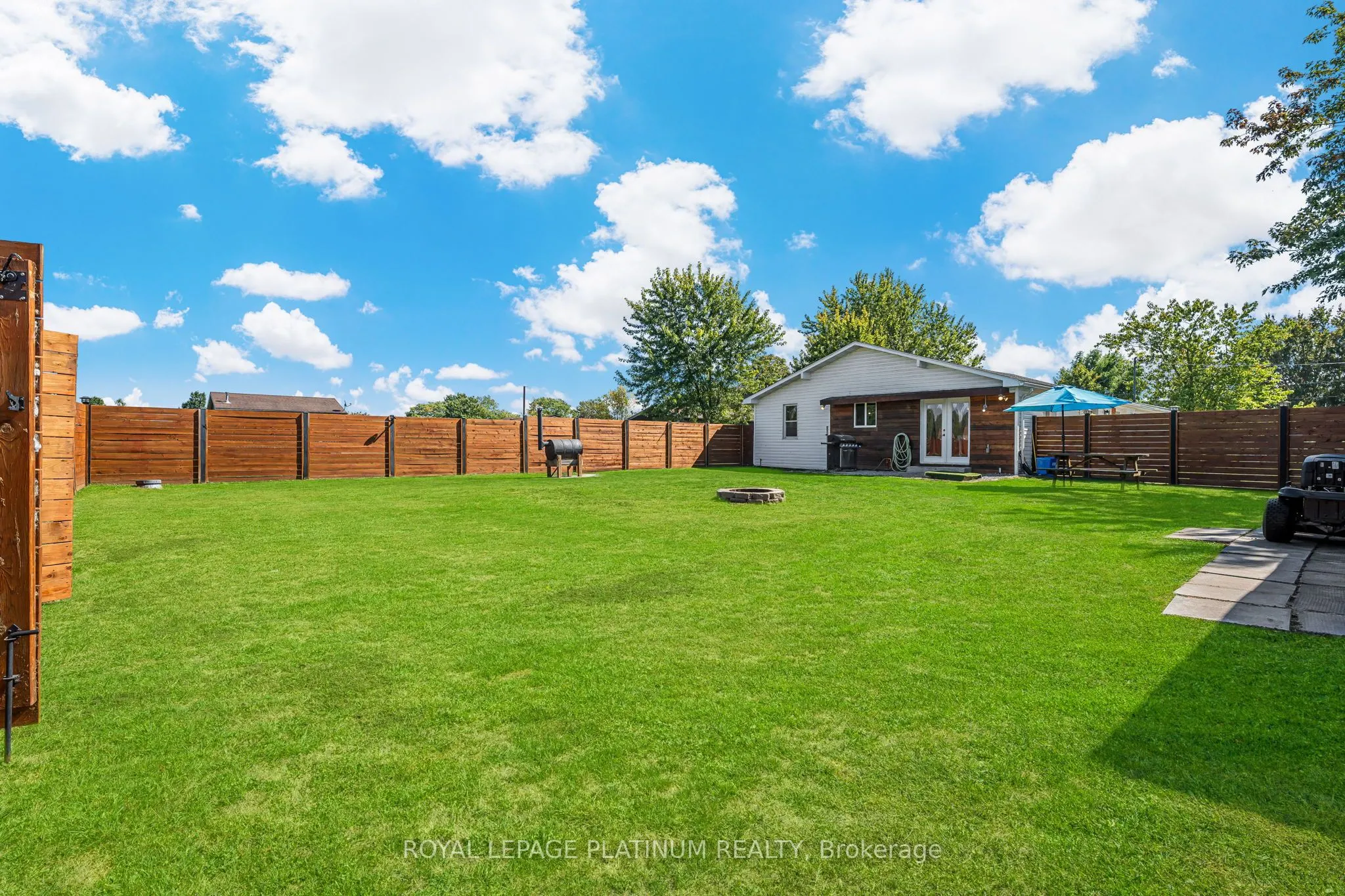 4546 SHERKSTON Road
