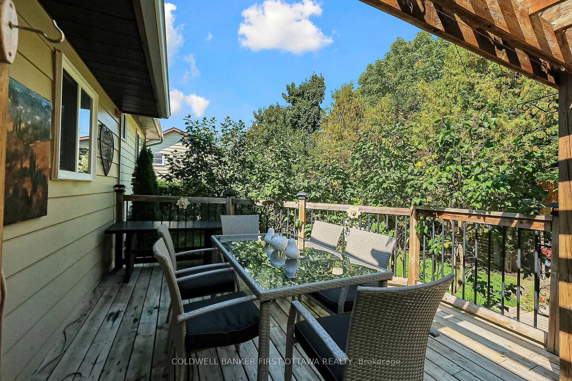 421 Ferrill Crescent