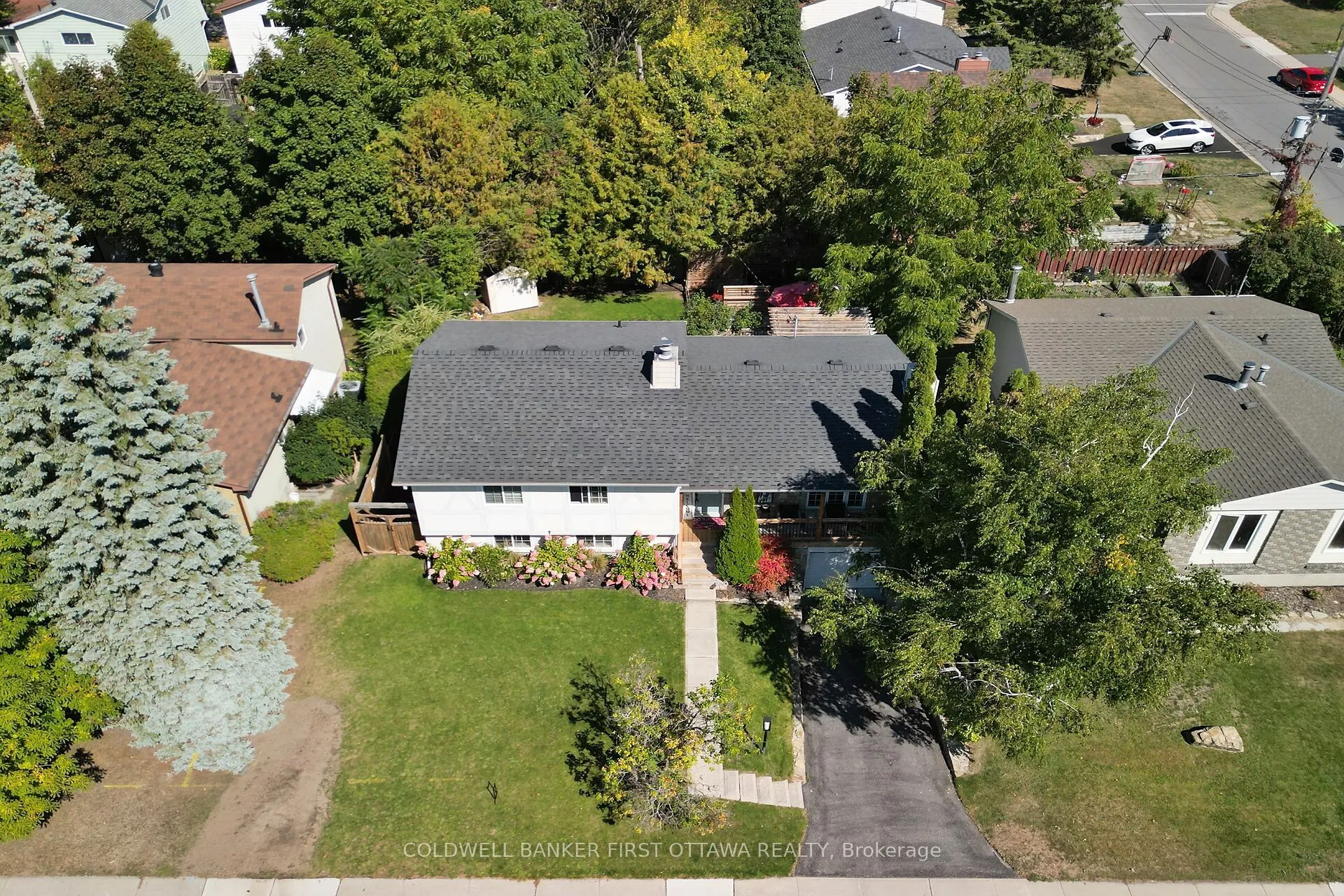 421 Ferrill Crescent