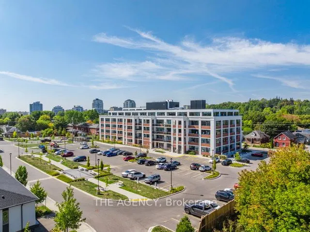 120 HURON Street, #221