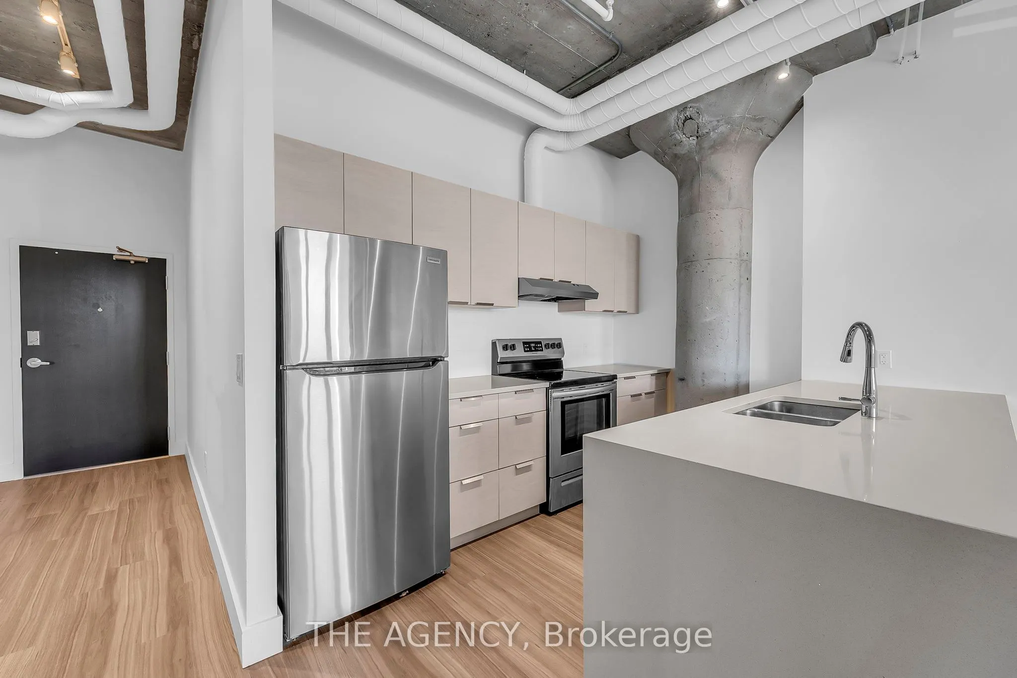 120 HURON Street, #221