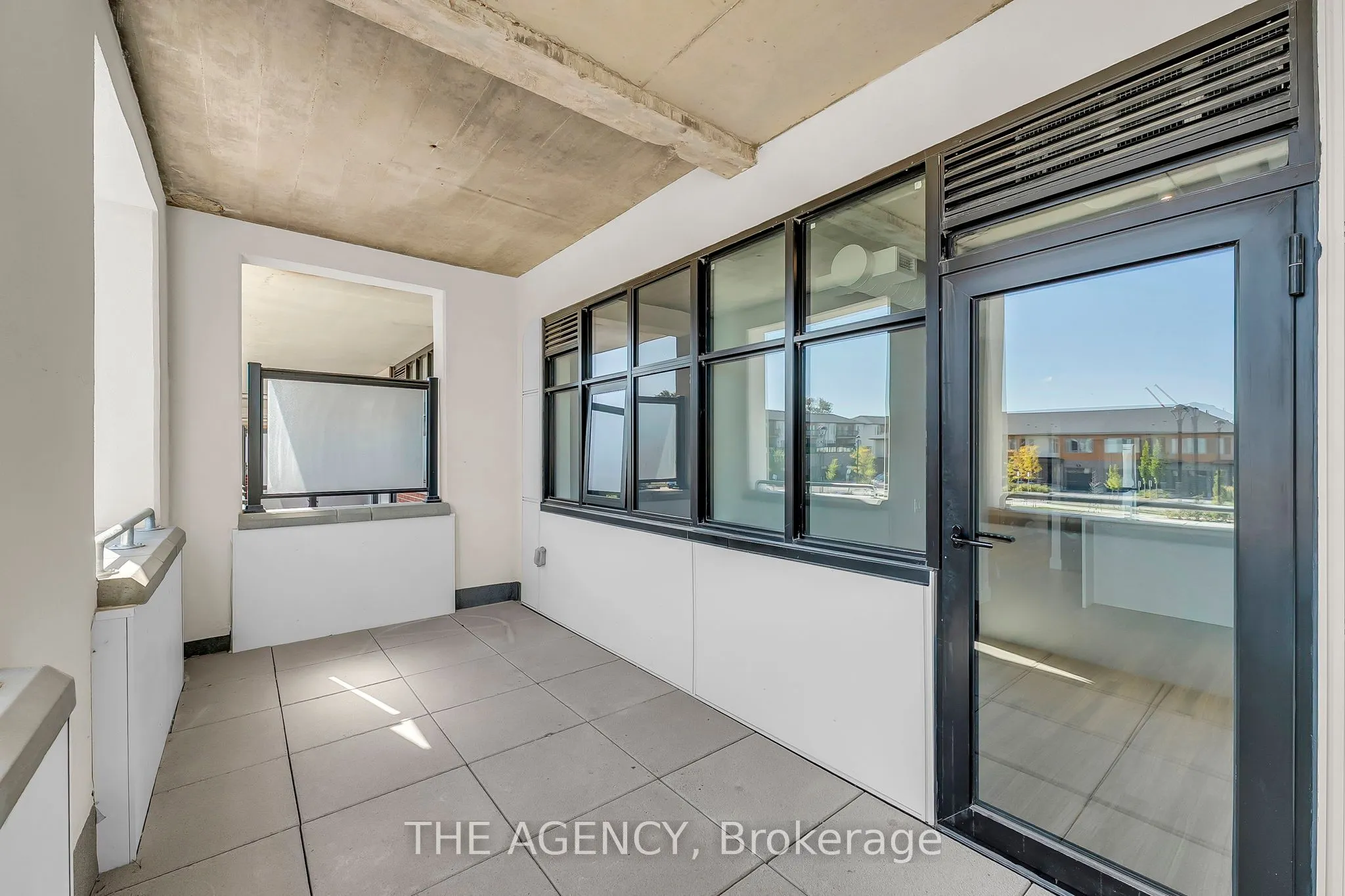 120 HURON Street, #221