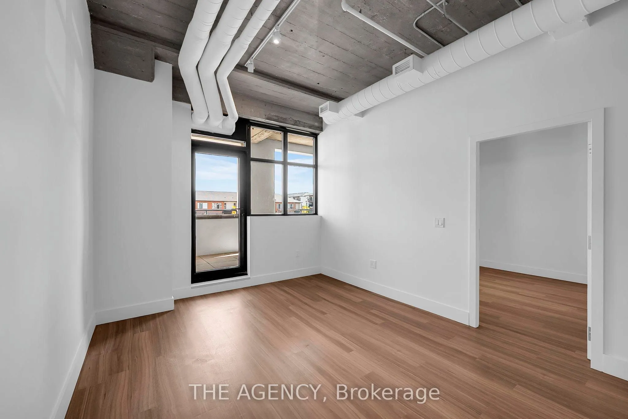 120 HURON Street, #221