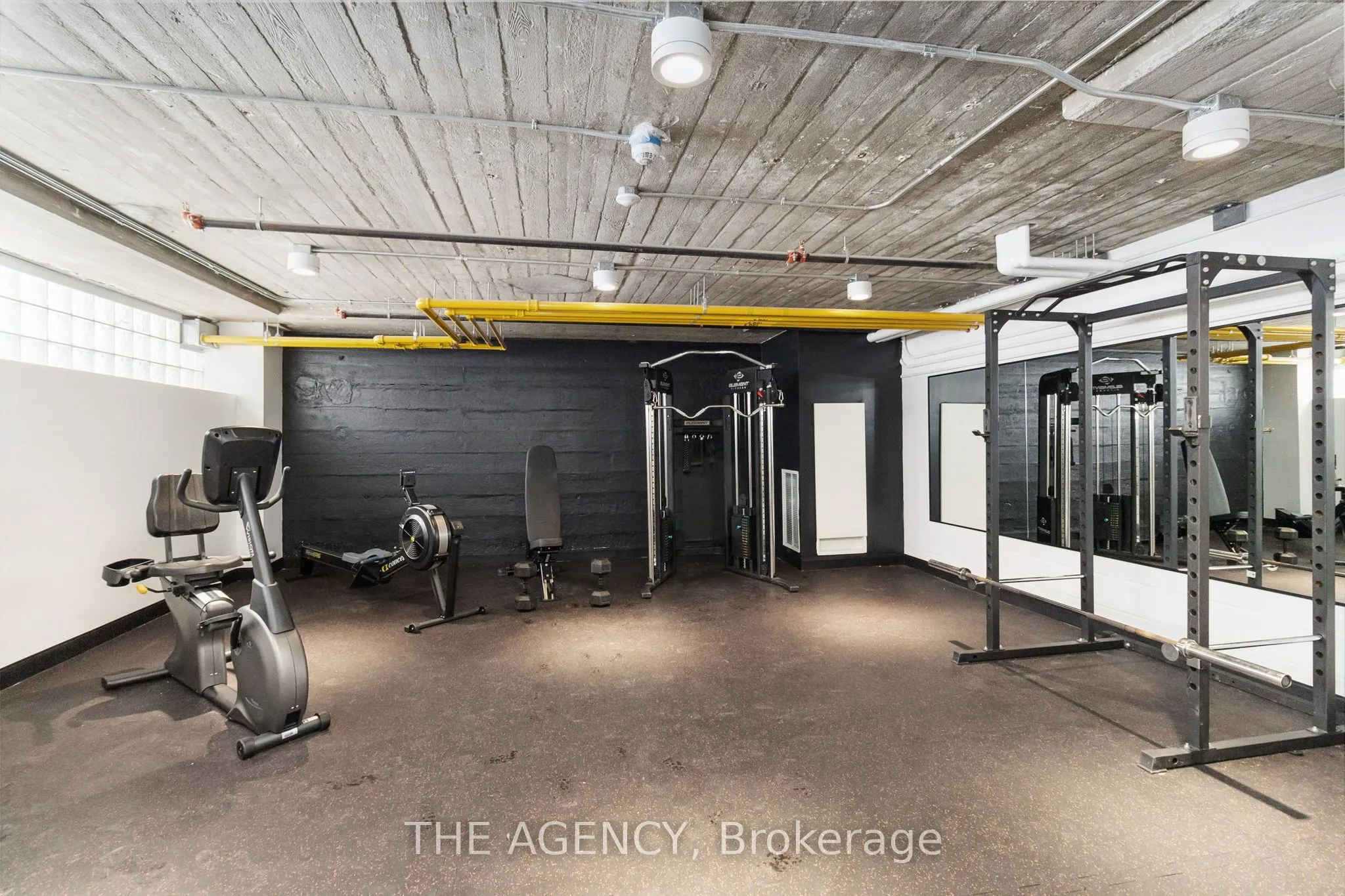120 HURON Street, #221