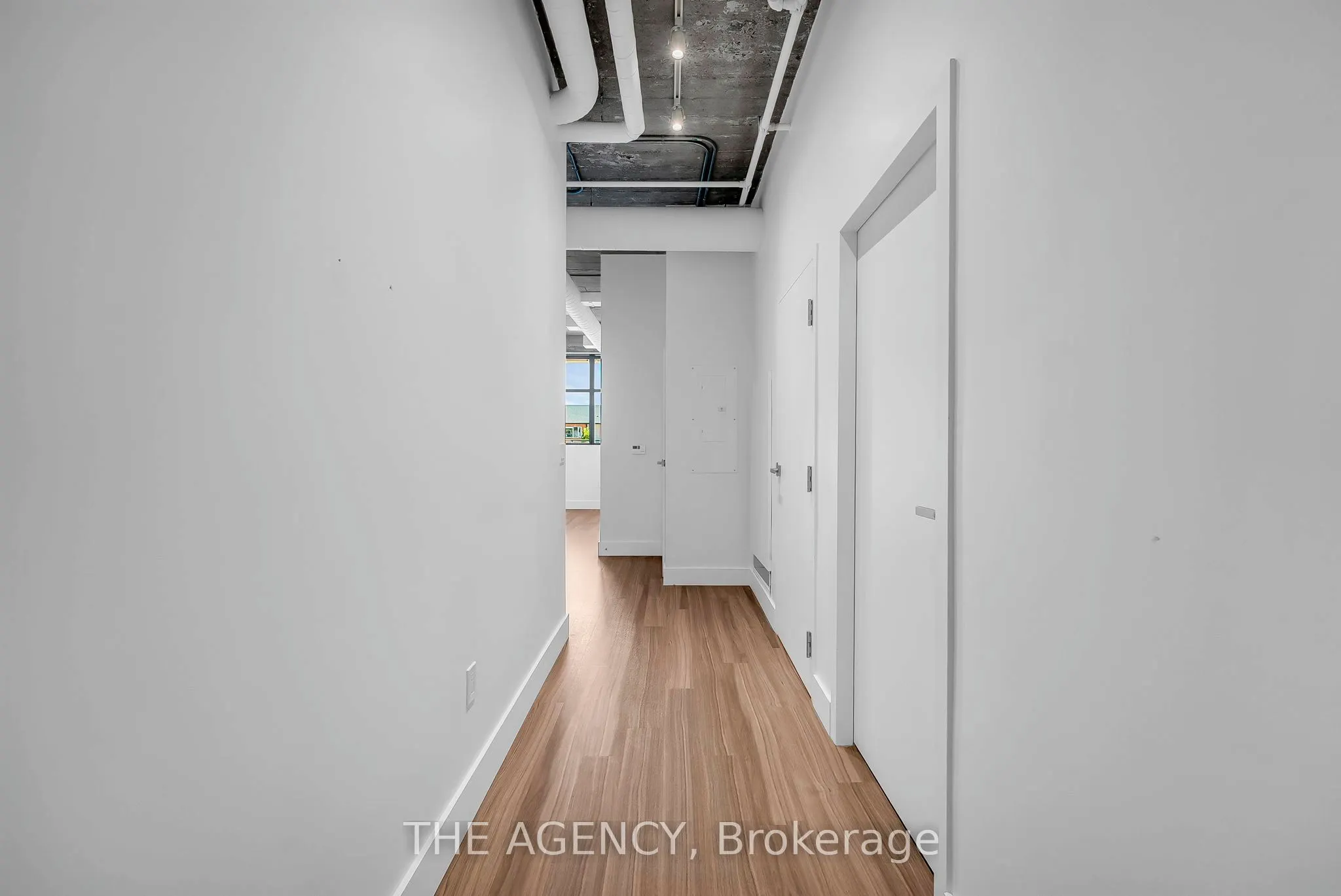 120 HURON Street, #221
