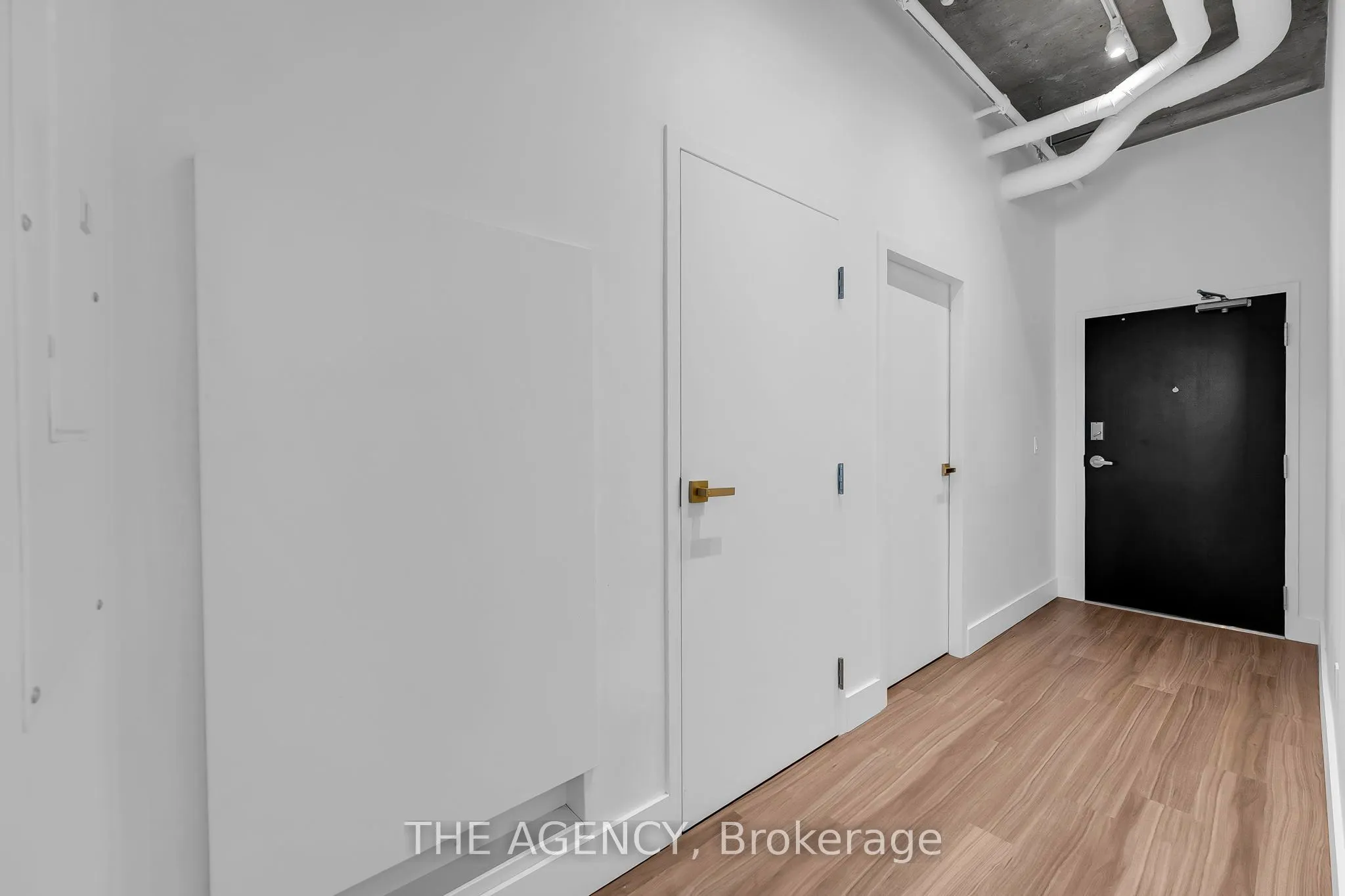 120 HURON Street, #221