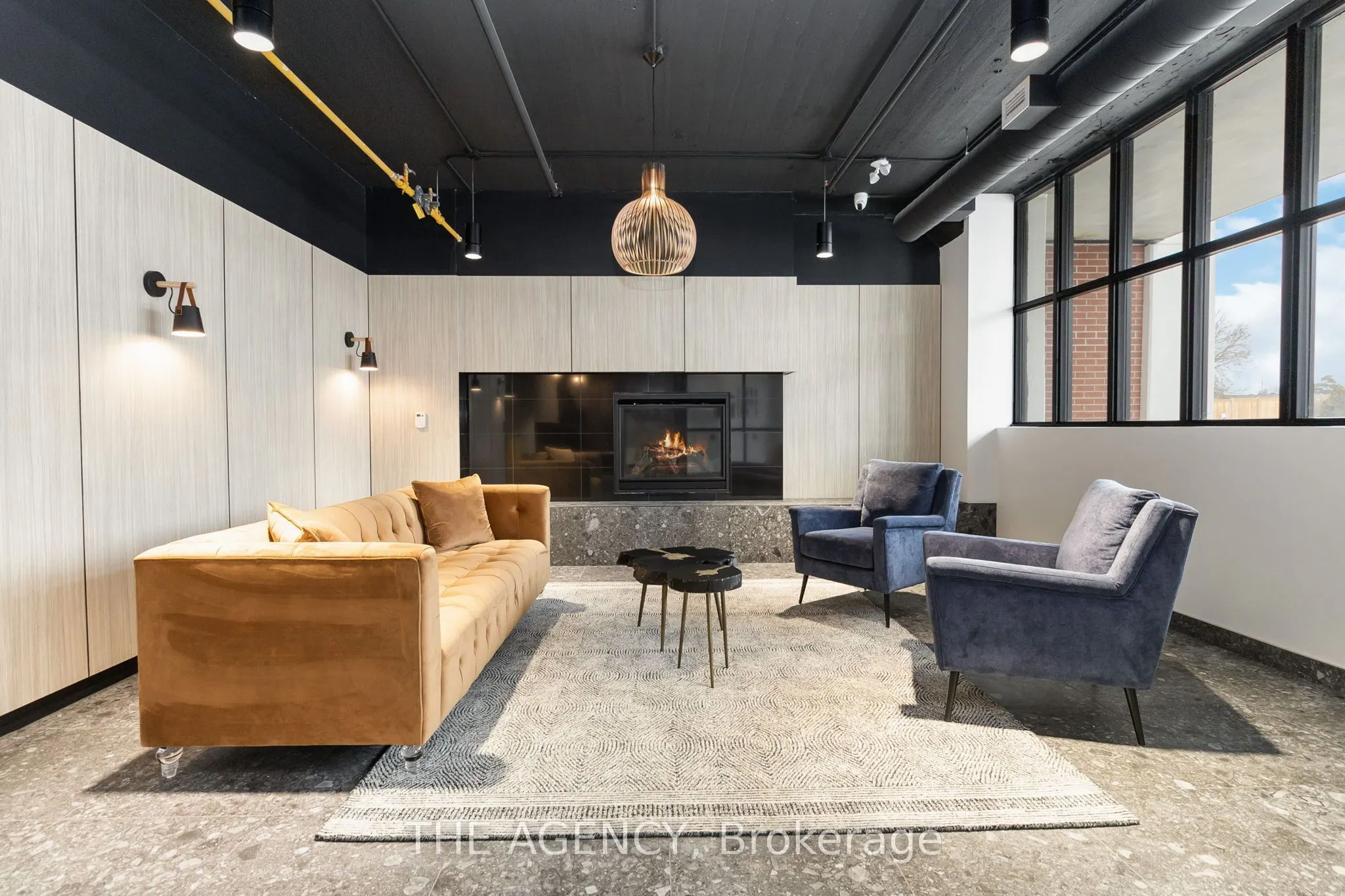 120 HURON Street, #221