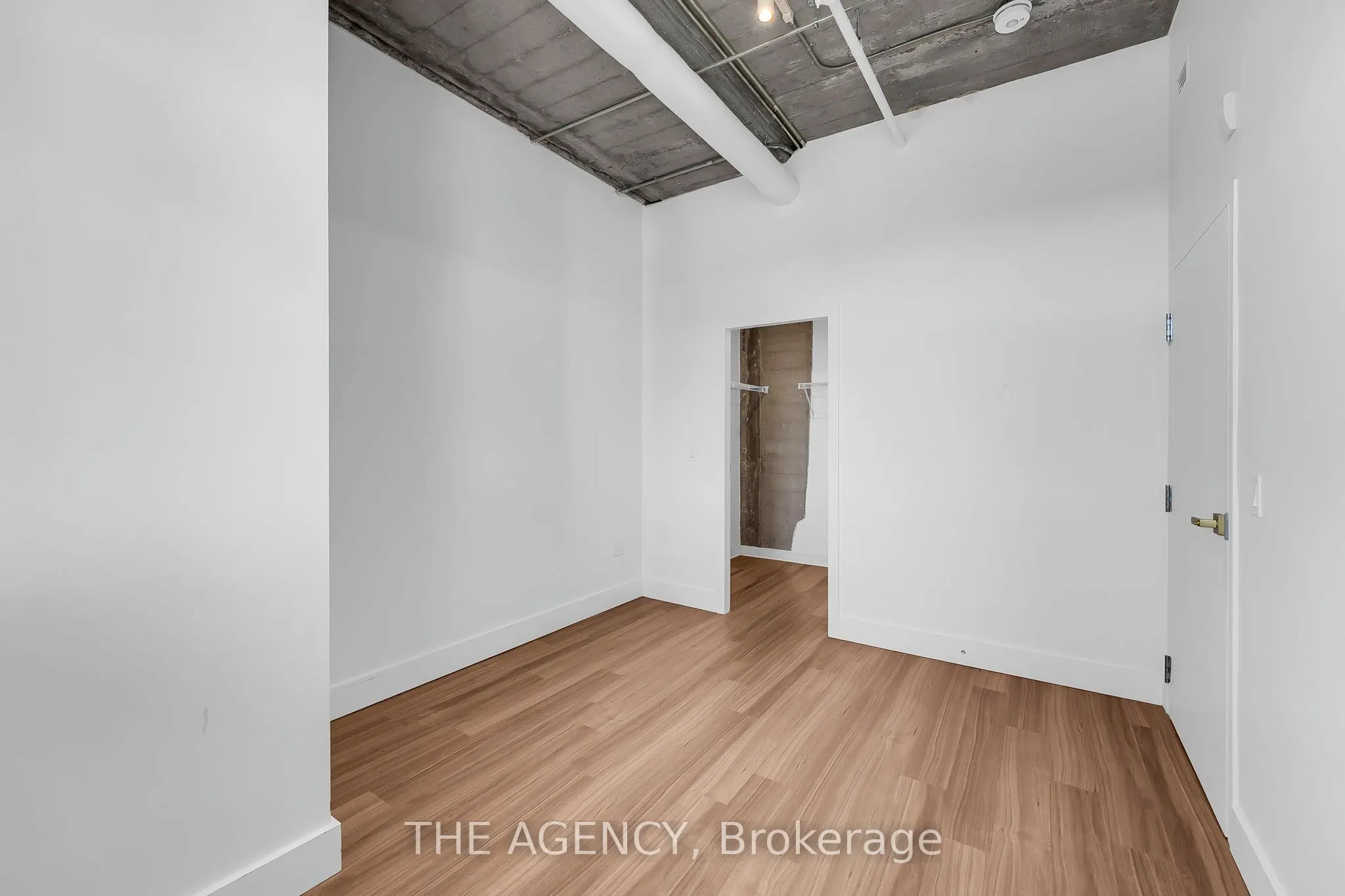 120 HURON Street, #221