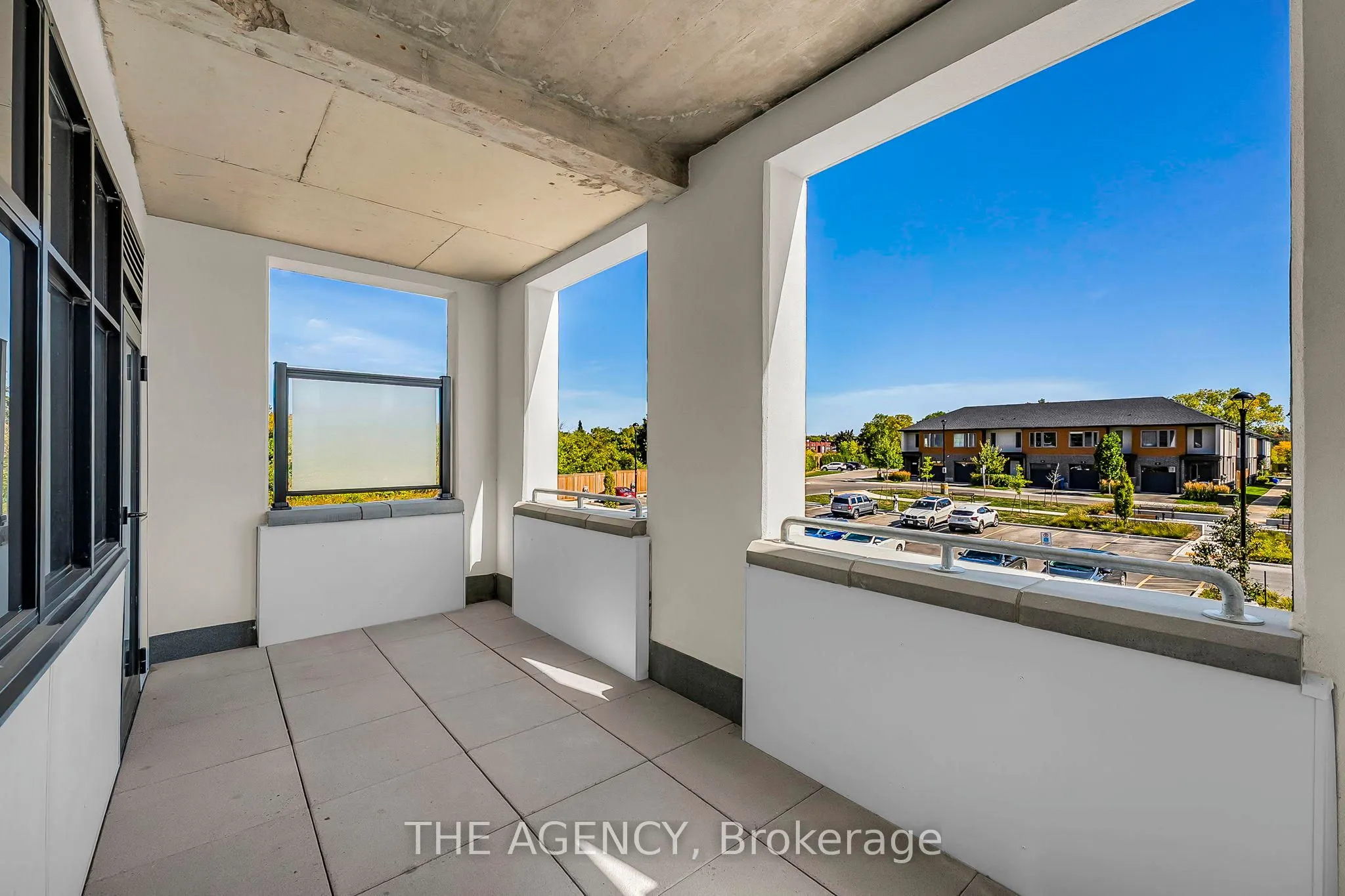 120 HURON Street, #221