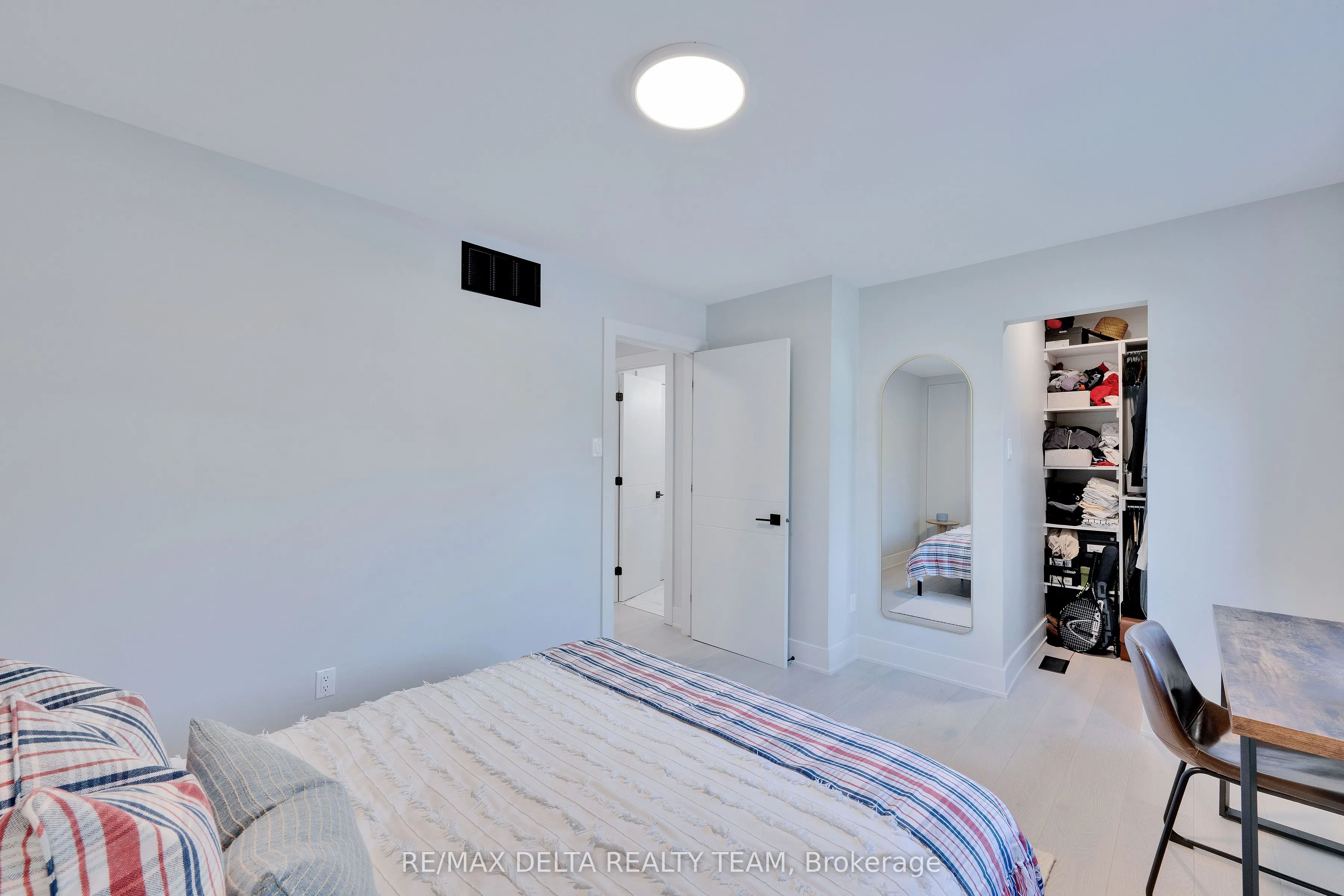 2556 Gravelle Crescent