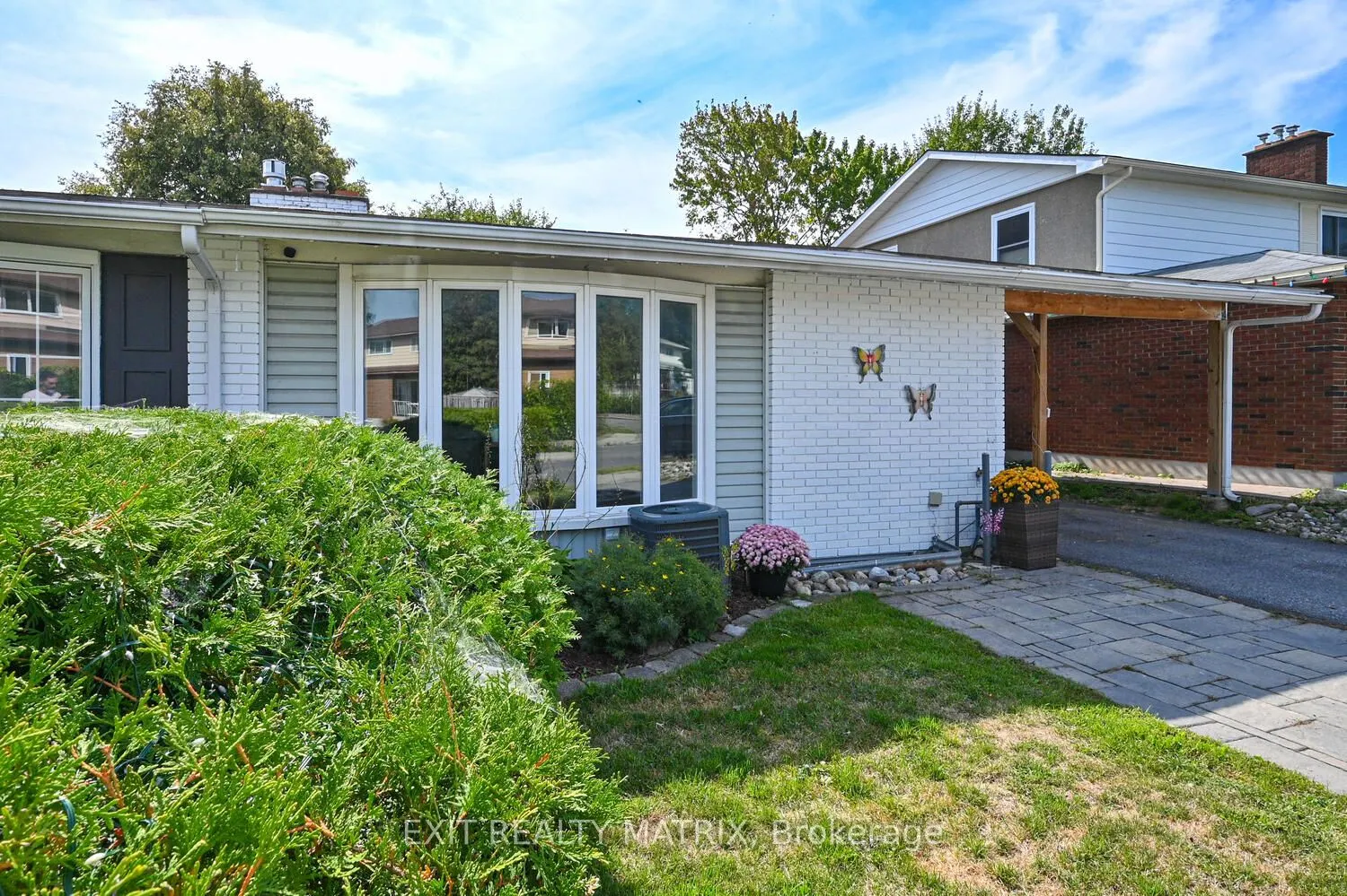 90 Chesterton Drive