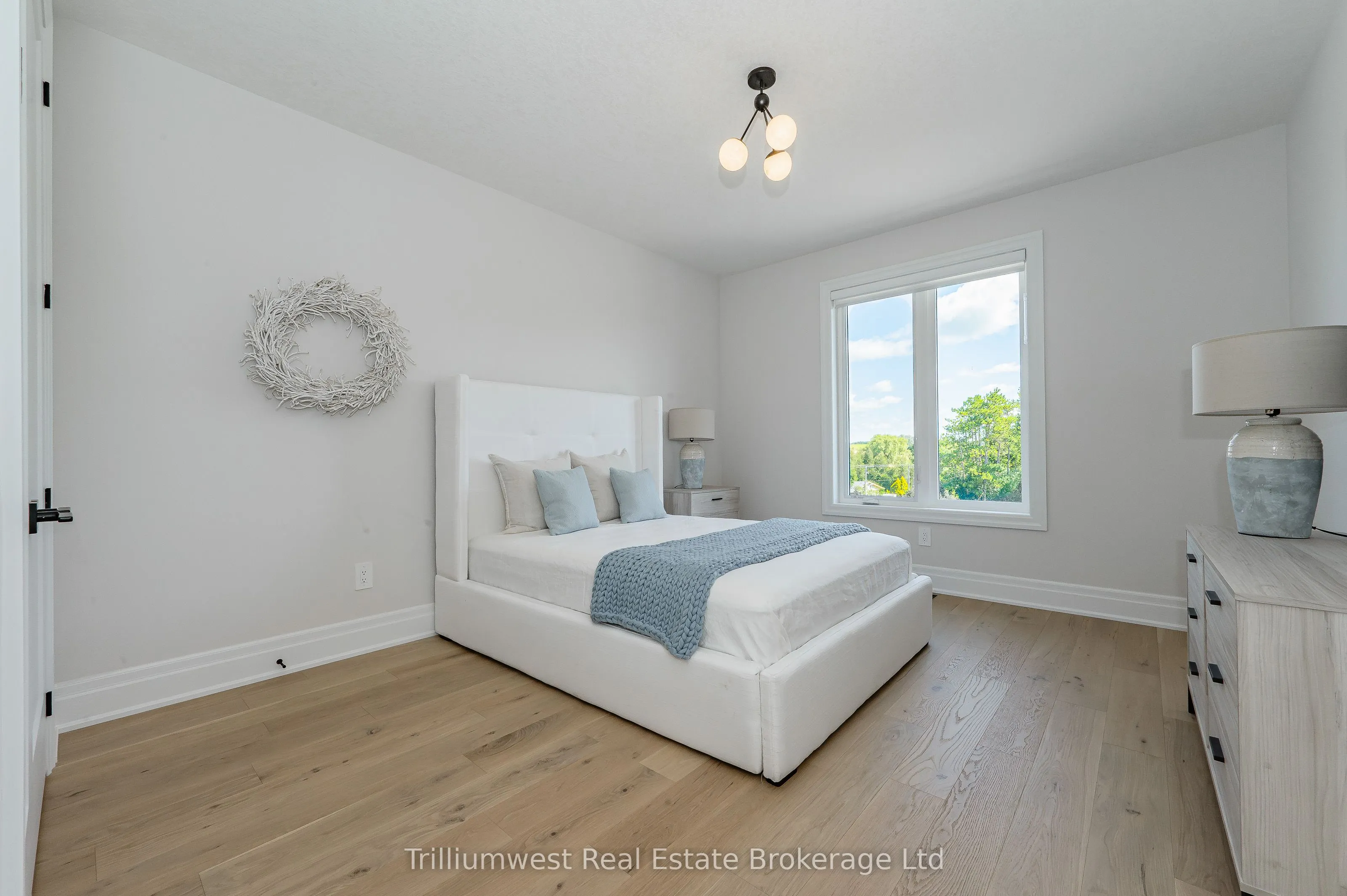 10 Inverhill Road