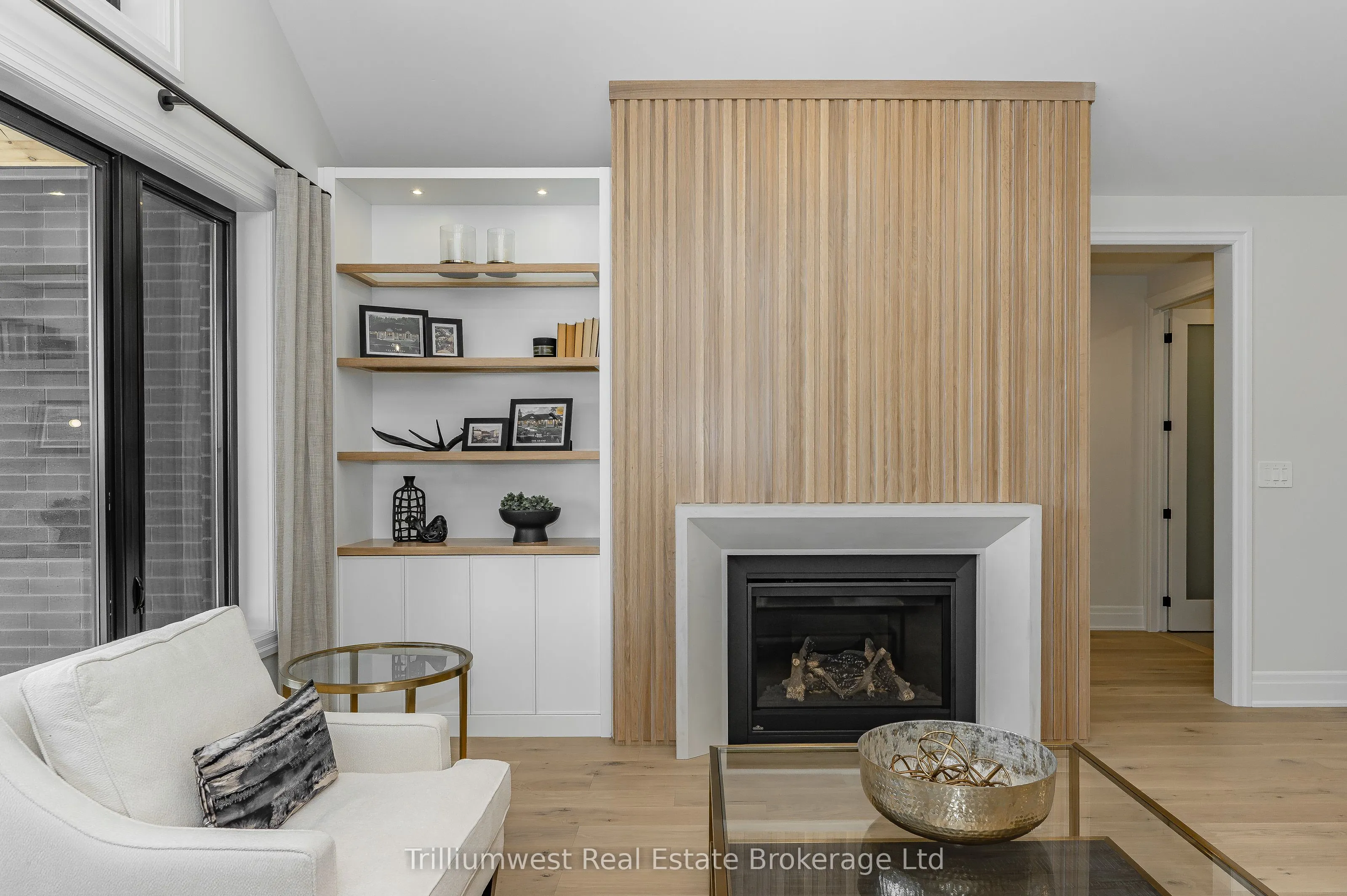 10 Inverhill Road