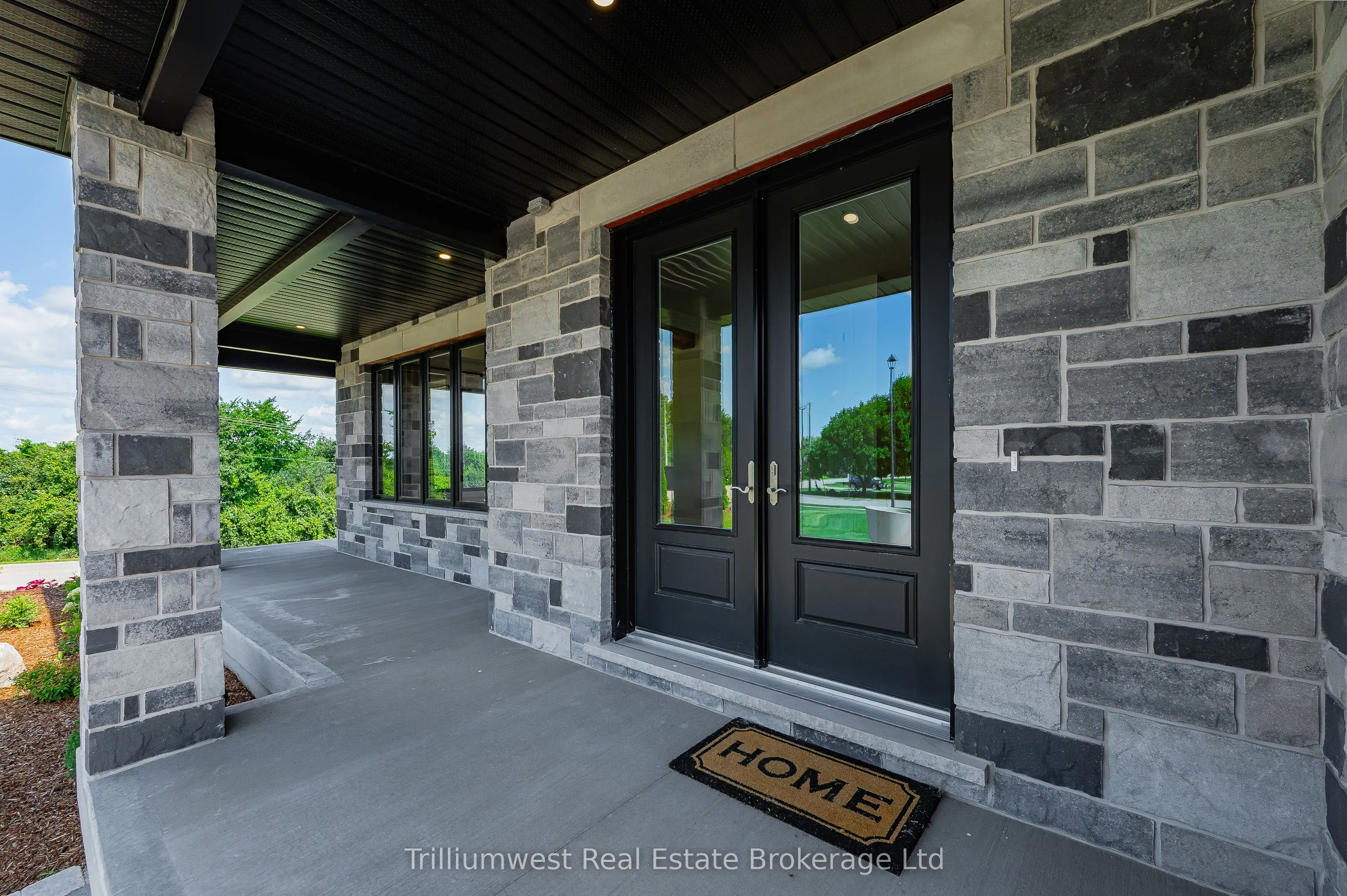 10 Inverhill Road
