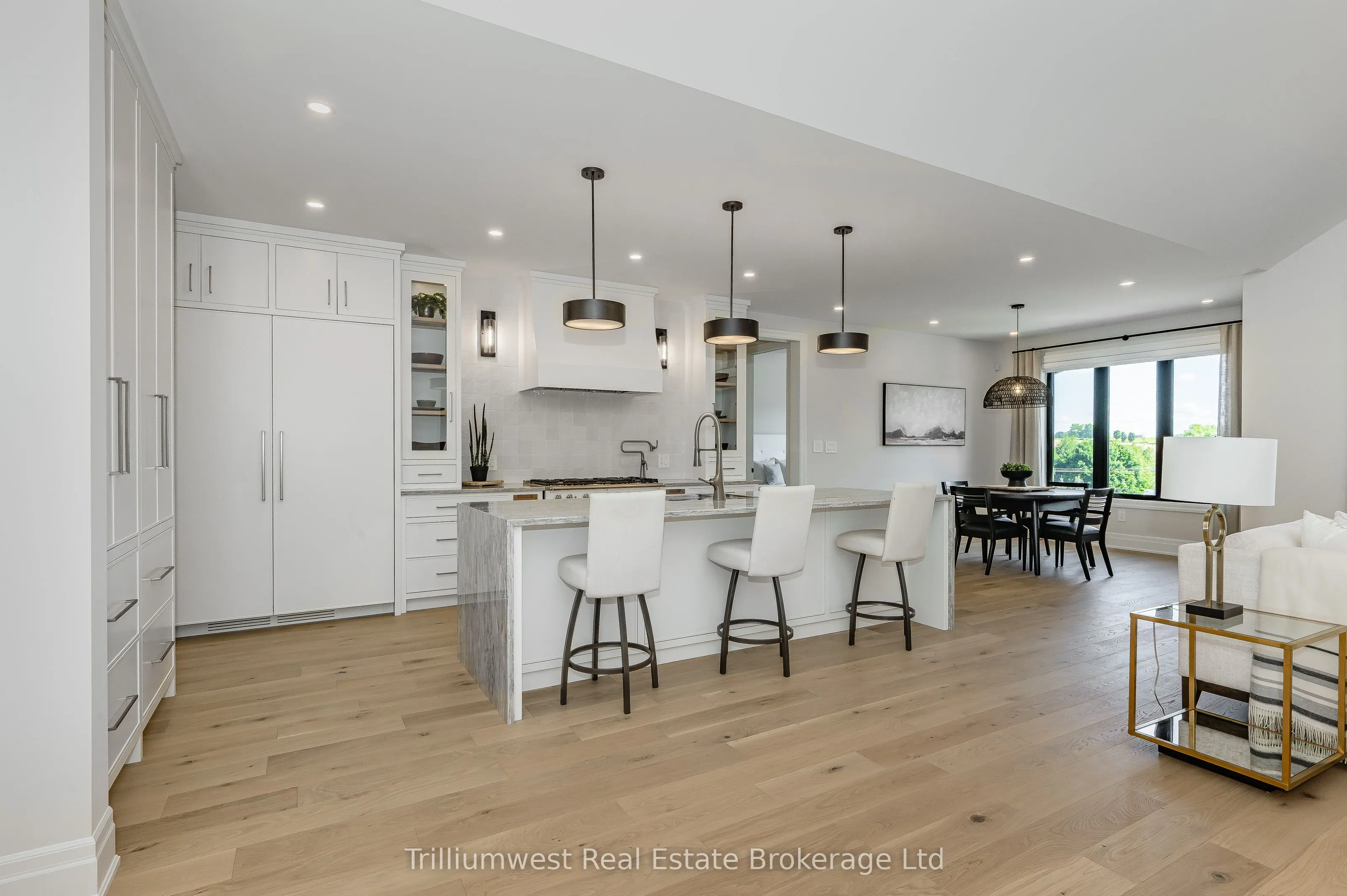 10 Inverhill Road