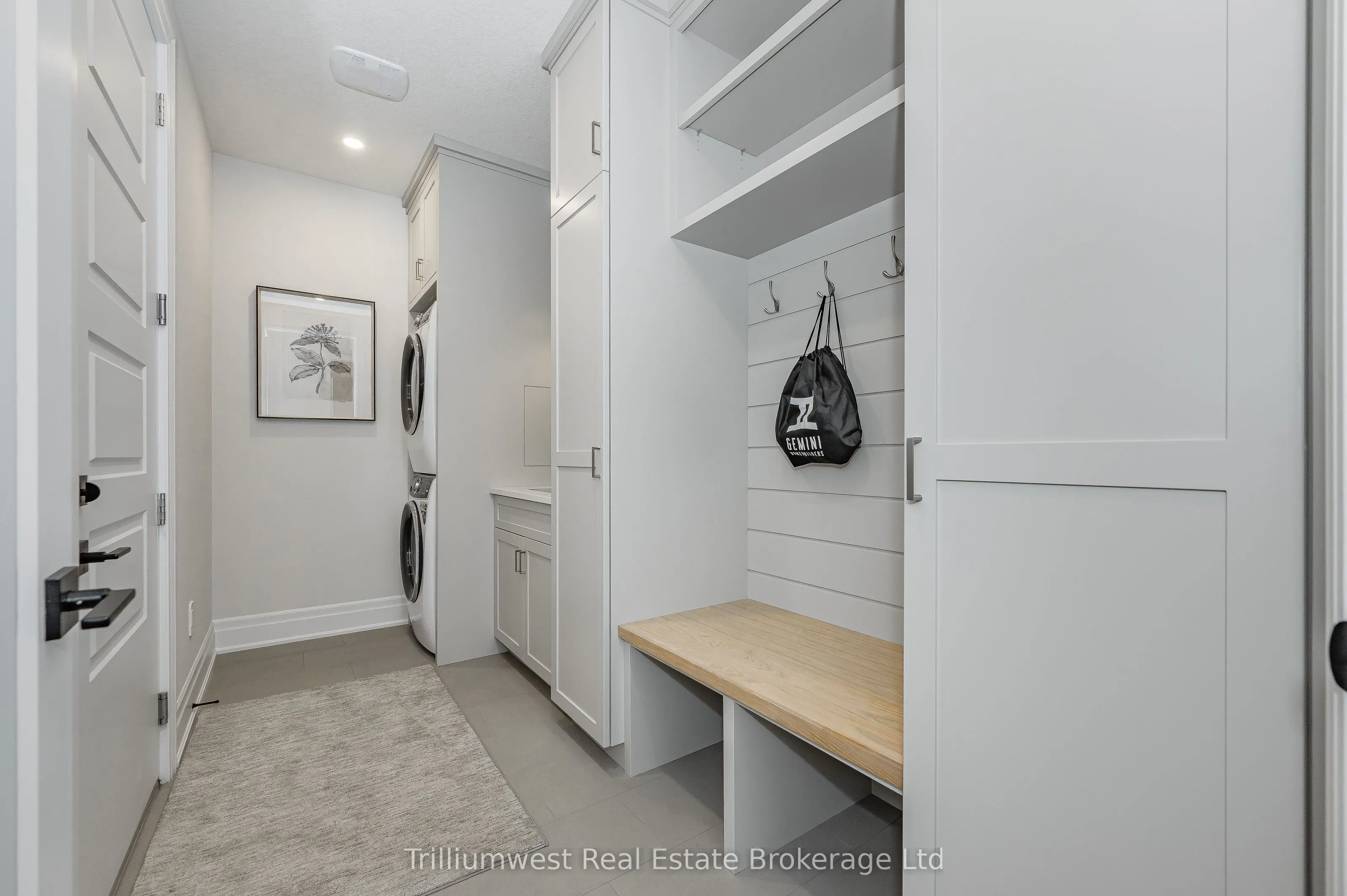 10 Inverhill Road