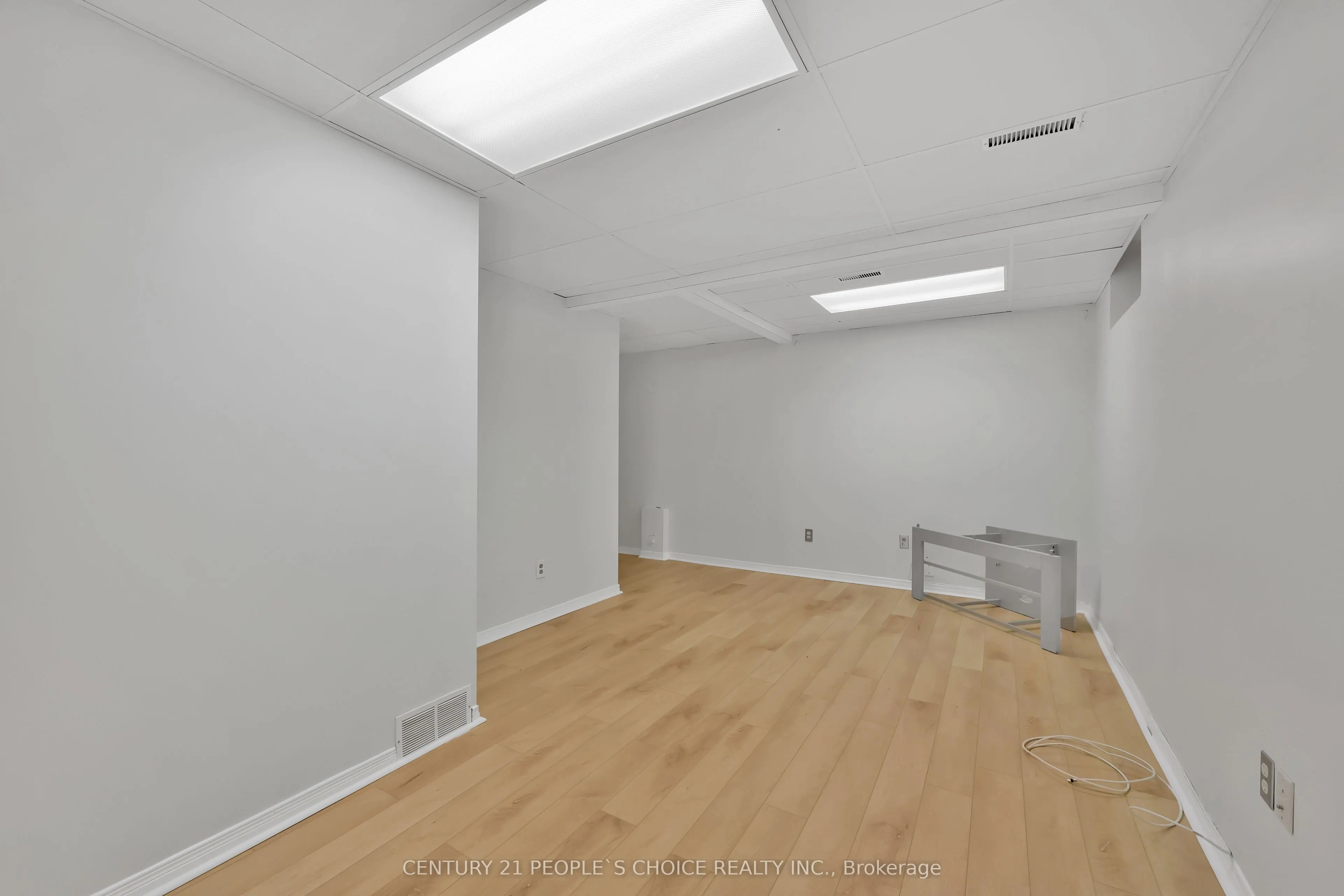 34 PHAIR Crescent