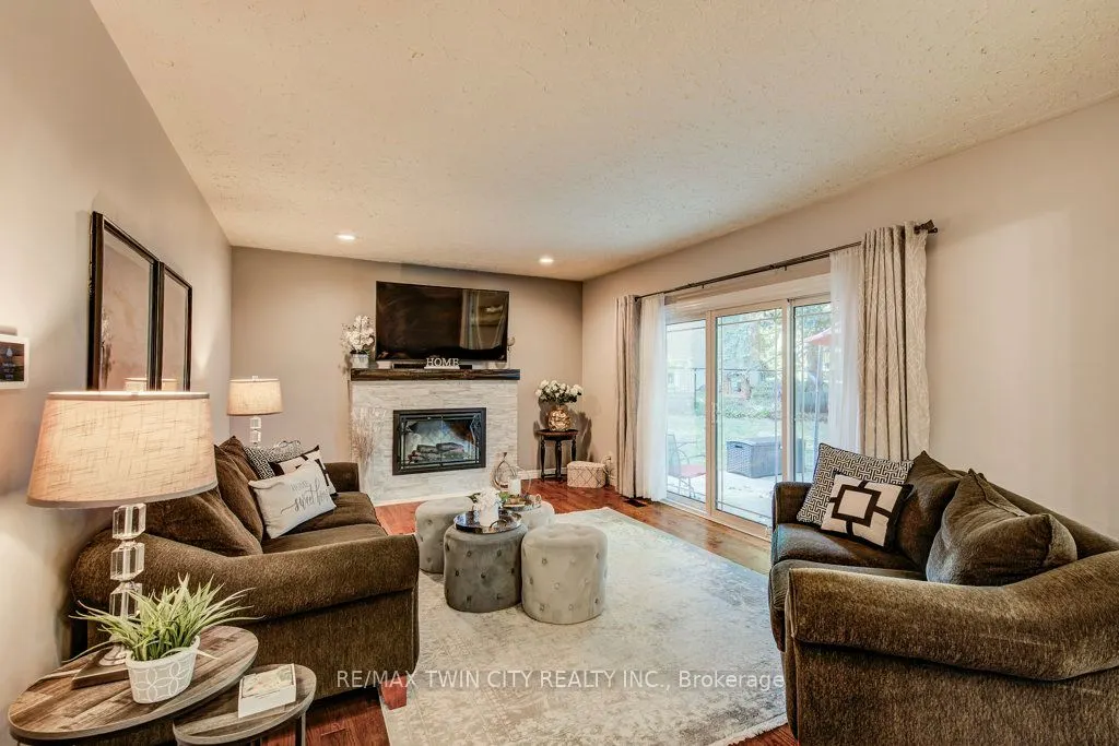 466 Kingsford Place