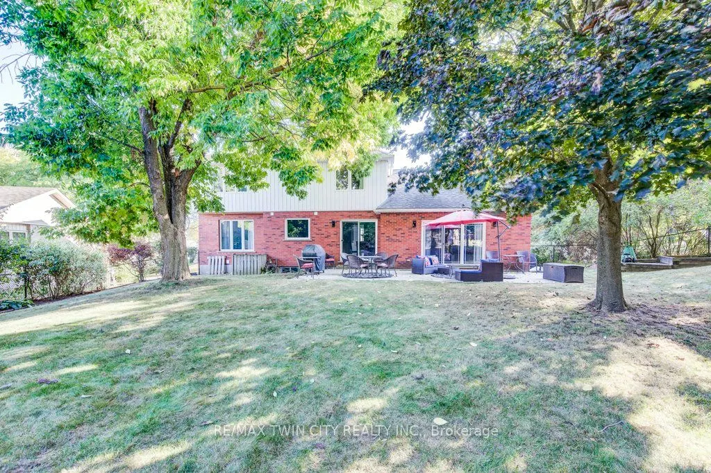 466 Kingsford Place