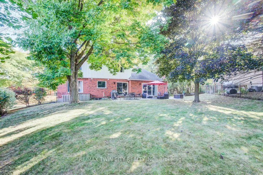 466 Kingsford Place