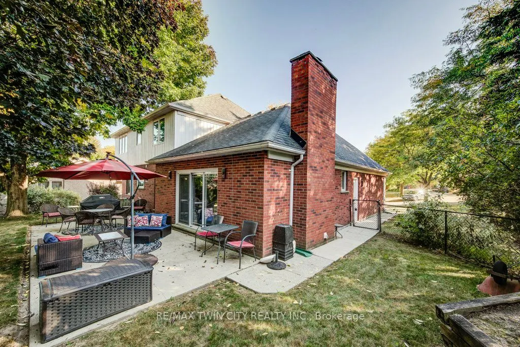 466 Kingsford Place