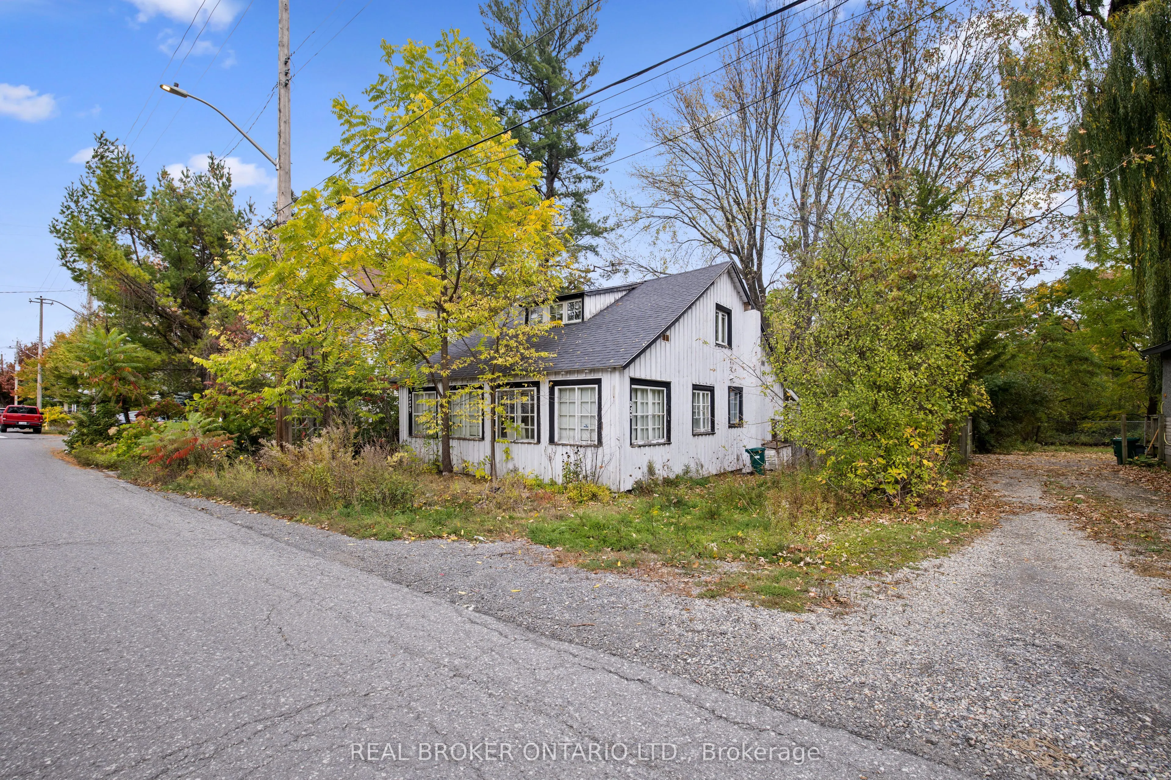 229 BRITANNIA Road