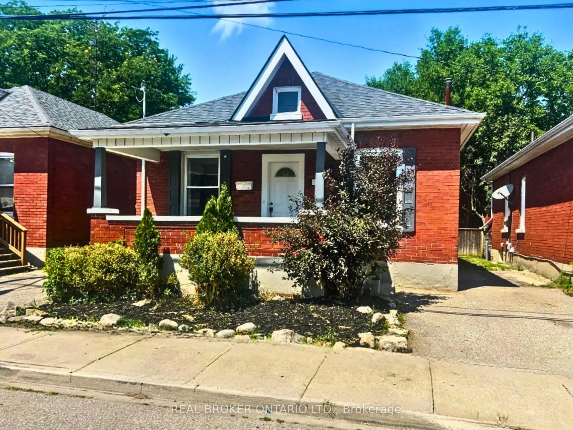 13 Salisbury Avenue