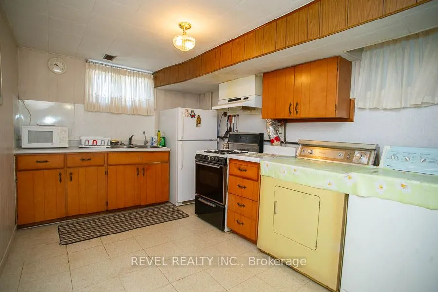 10 Linden Avenue