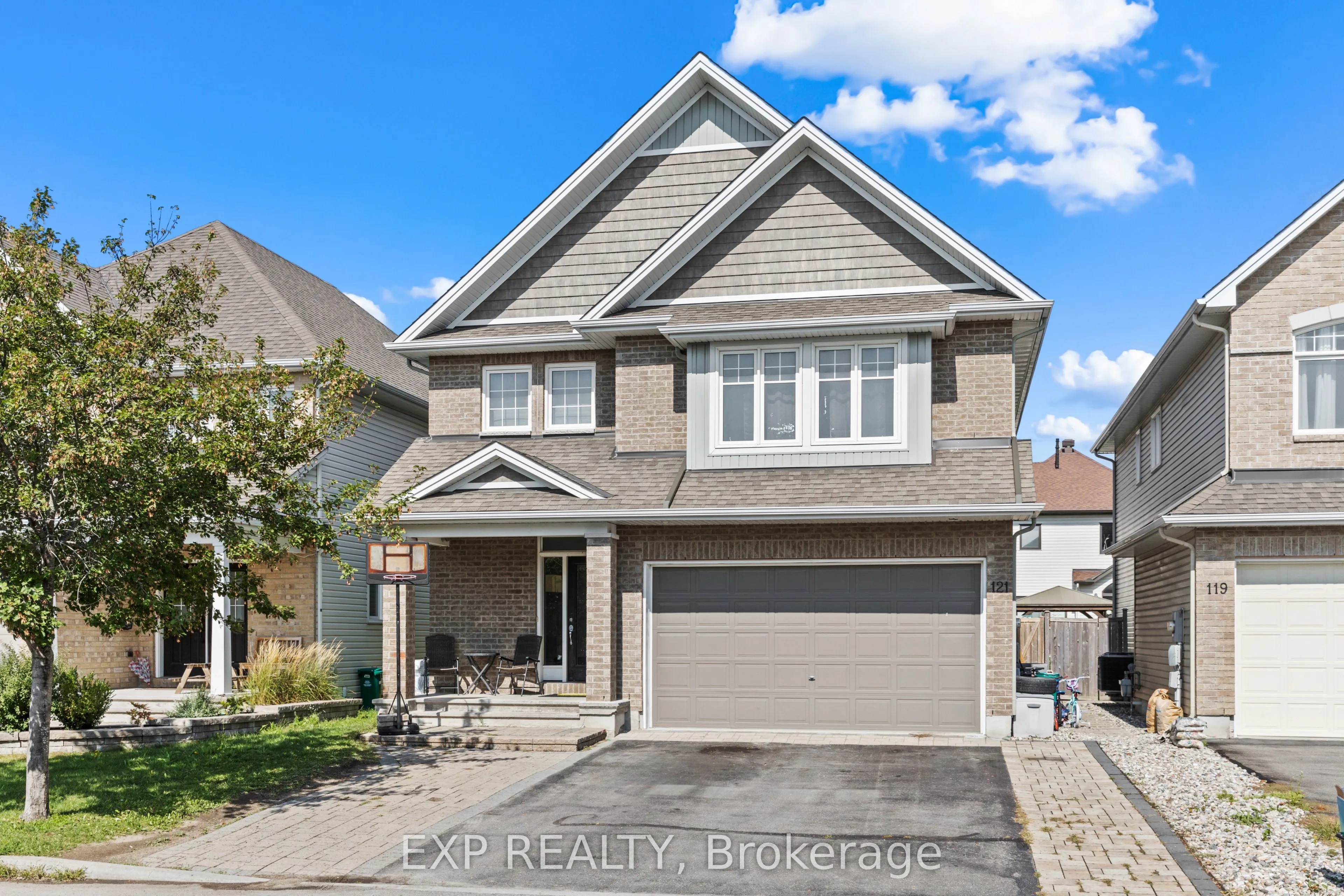 121 Daglan Crescent