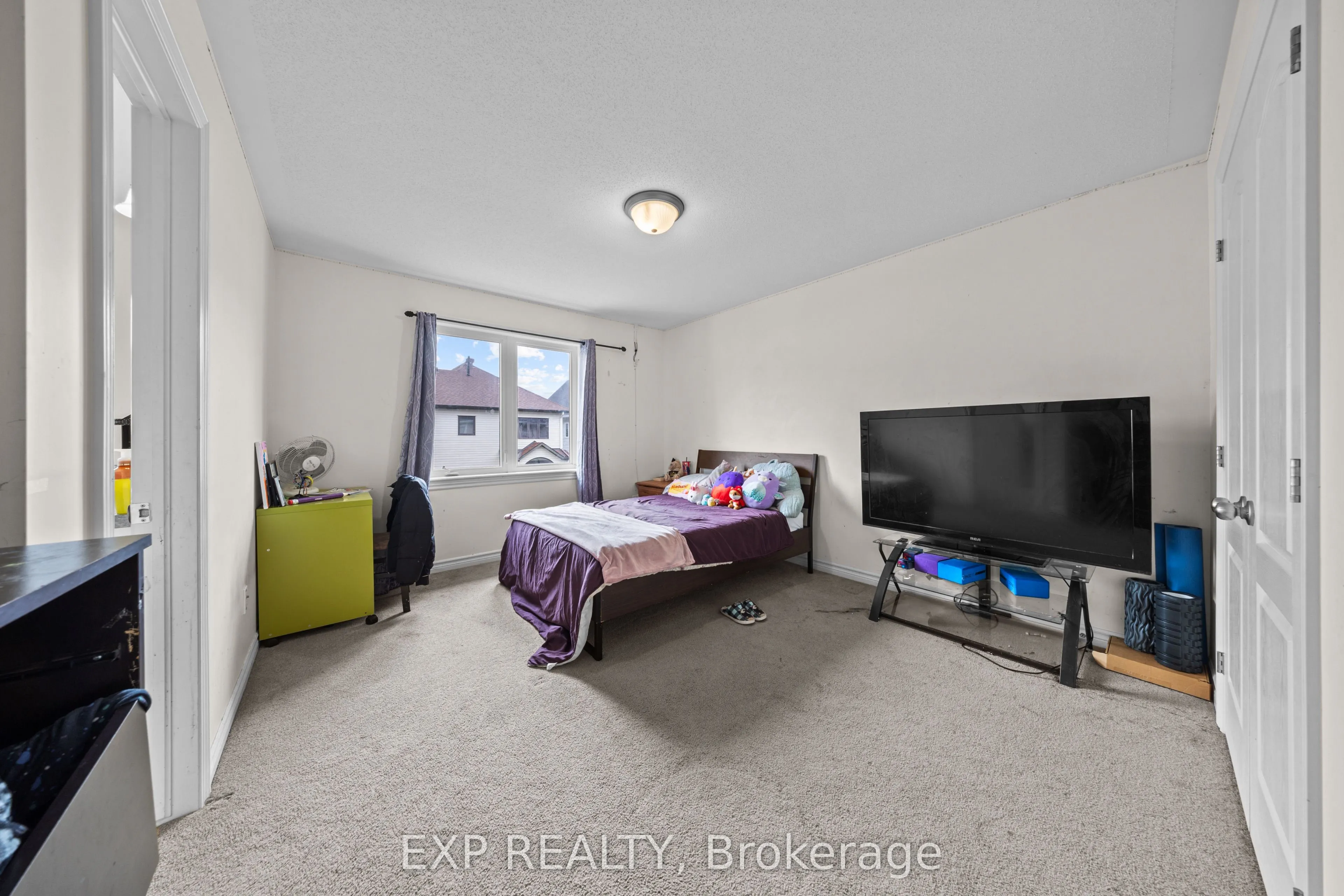 121 Daglan Crescent