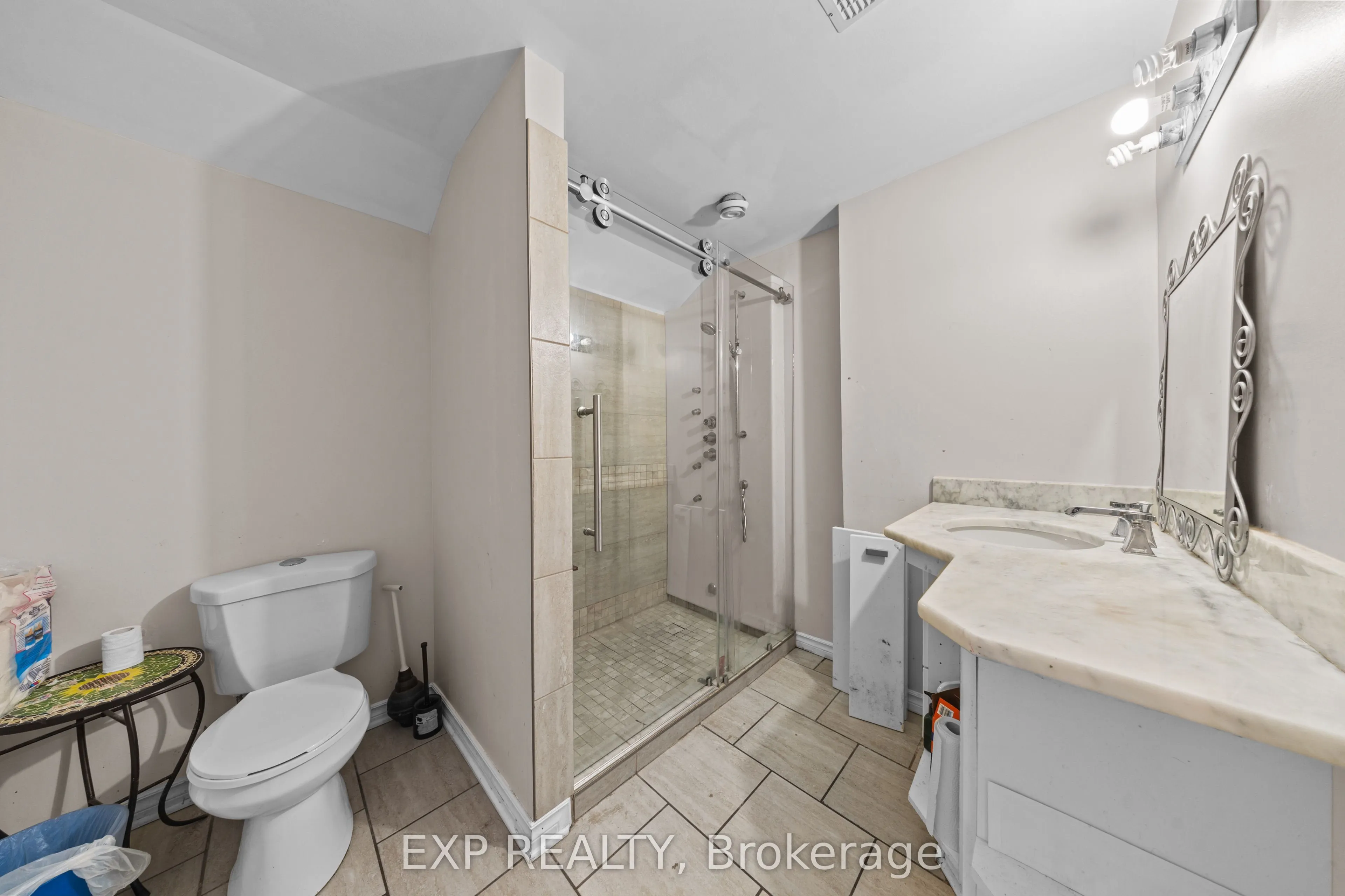 121 Daglan Crescent