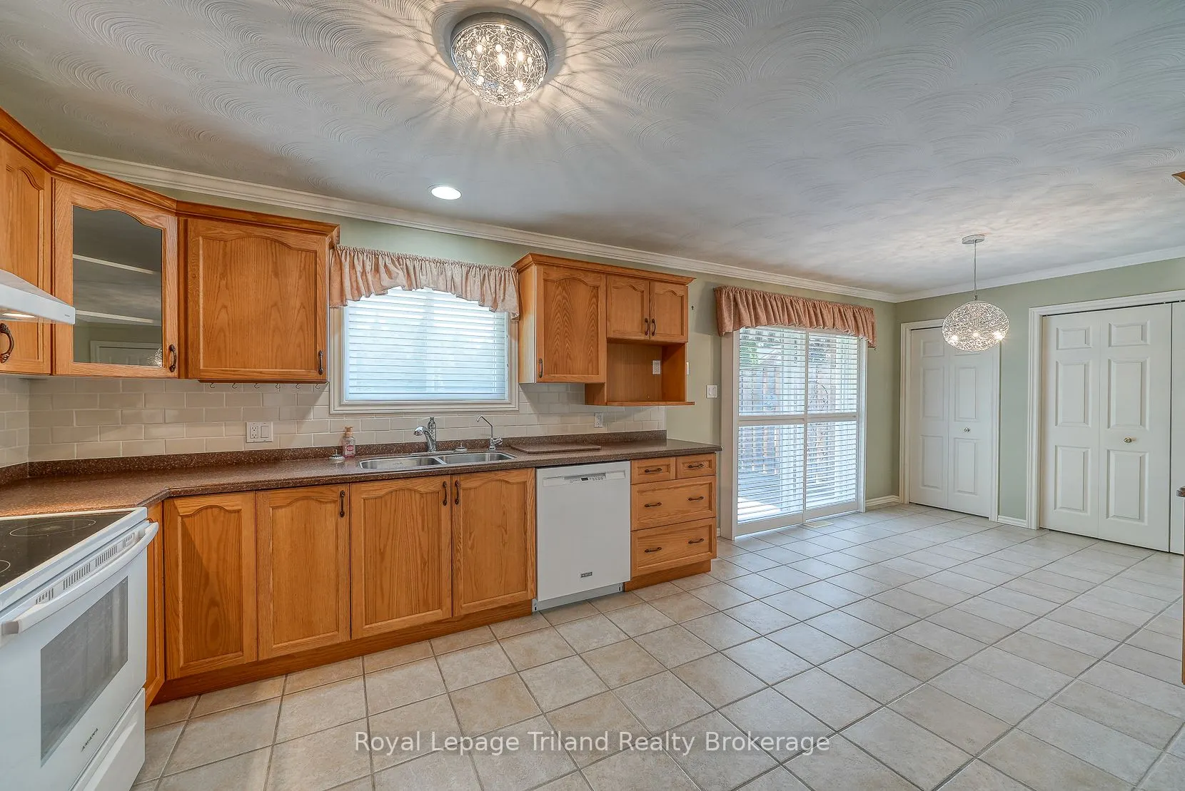 928 Lorene Street, #5