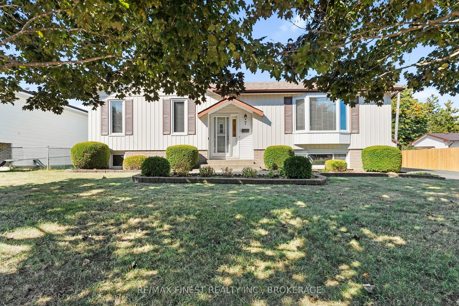 7 Huff Avenue
