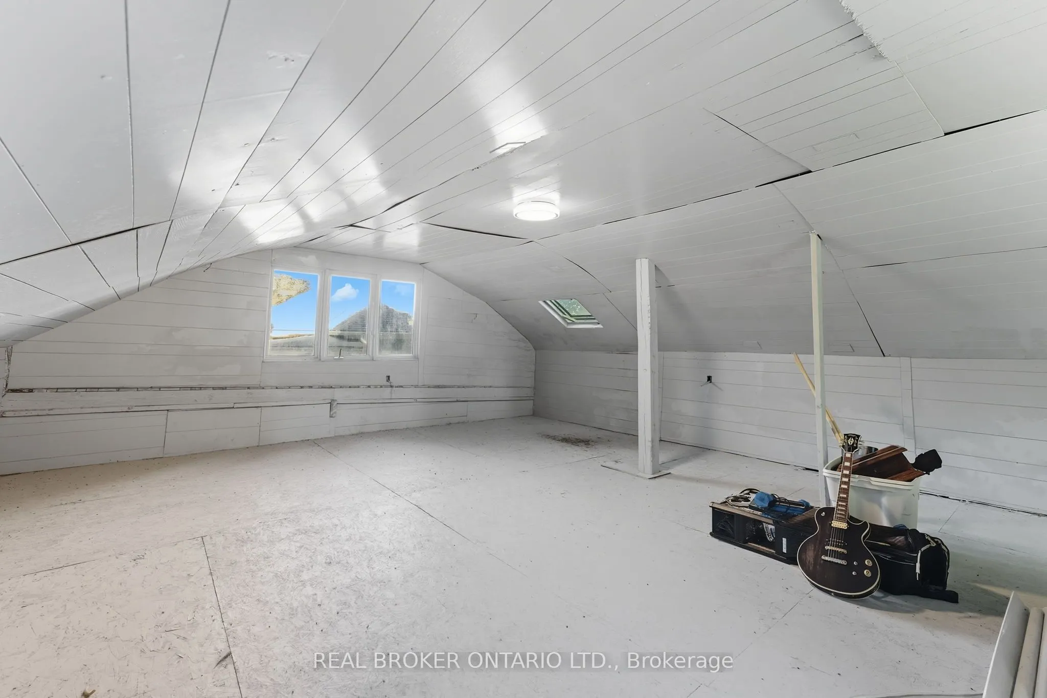 81 Beech Avenue