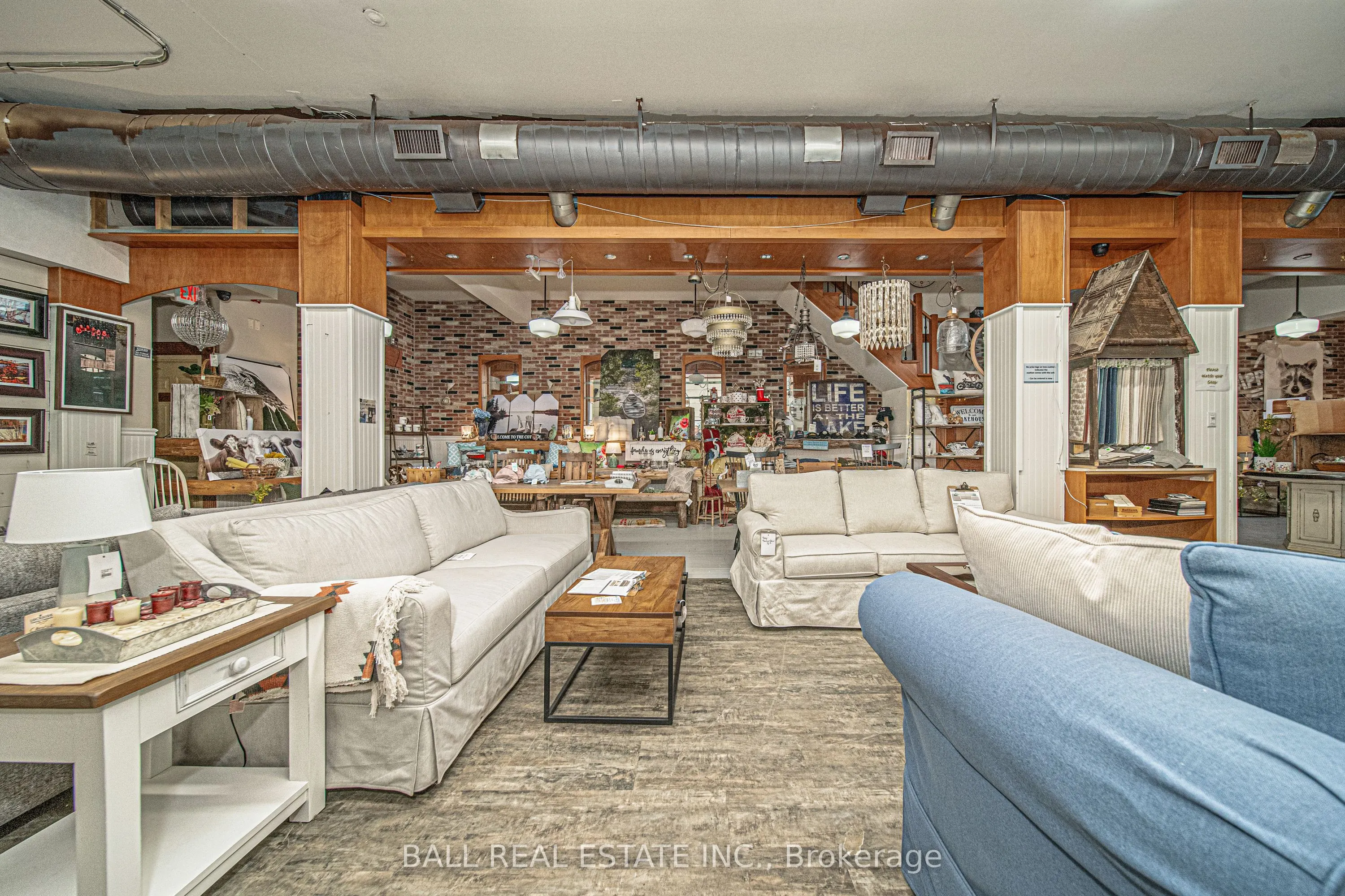 212 Highland Street