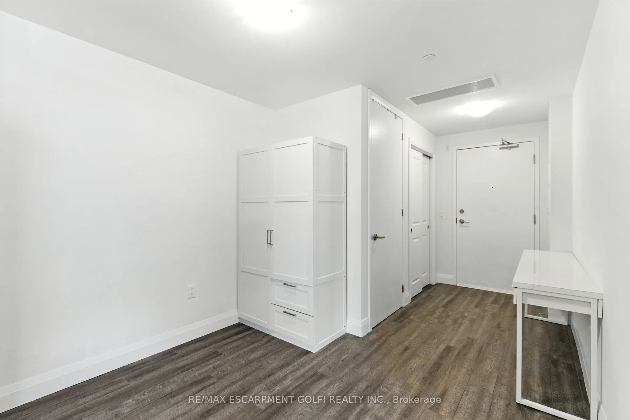 1 Redfern Avenue, #304